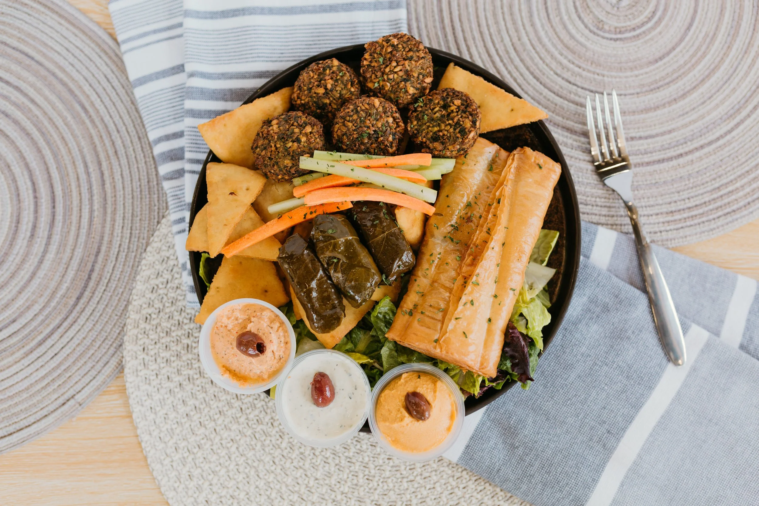 Paizi's Gyros-24.jpg