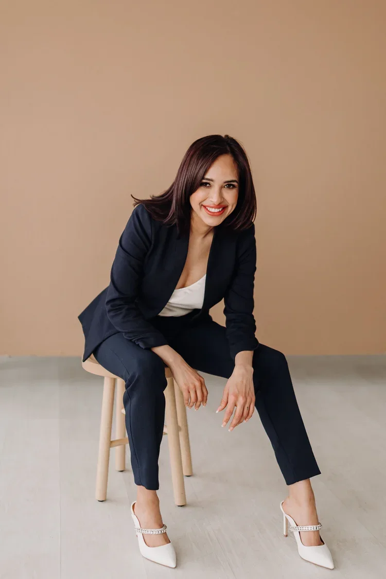 Karen's2023Portraits-29.webp