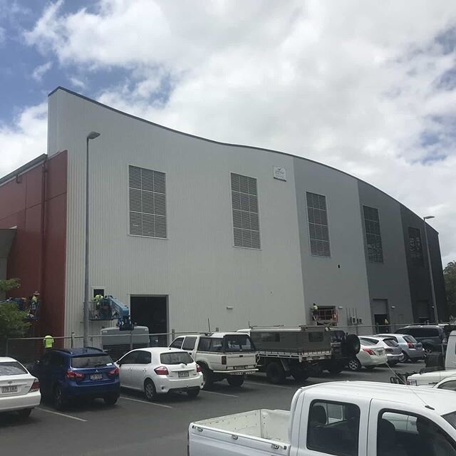Recently completed #hawkerpacific #aircraft #maintenance building extension completed at #cairns #airport.&nbsp; It is believed that this is the largest facility of its type in the #southernhemisphere.
