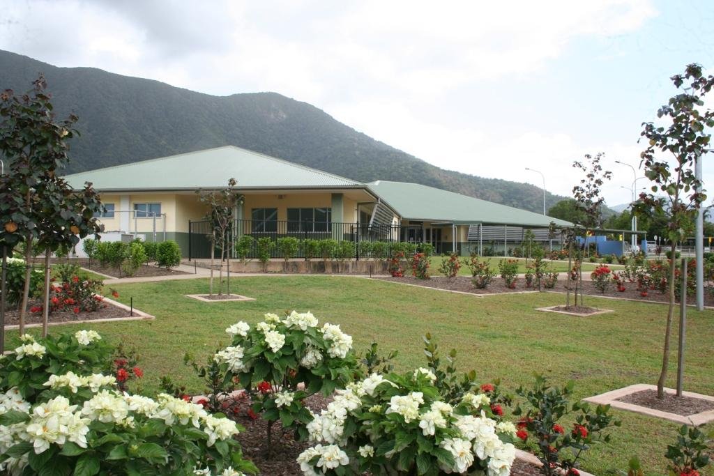 Redlynch College