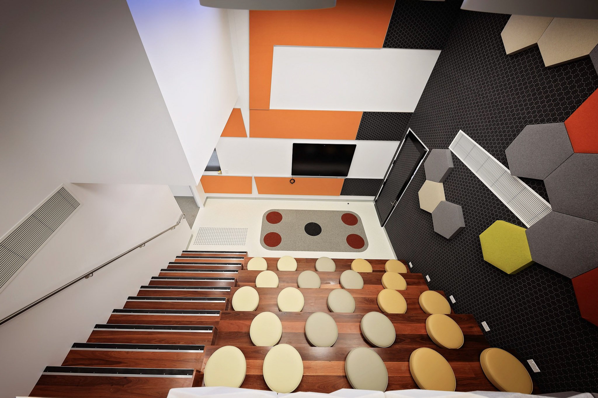 ergon-commercial-building-cairns-group-meetings-ggi-architects.jpg
