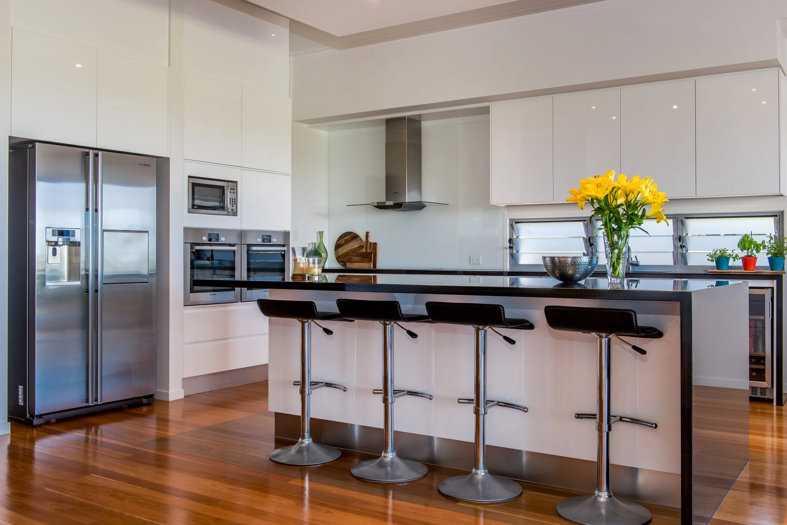 avoca-street-house-salt-nsw-kitchen-jamie-gordon-architect.jpg