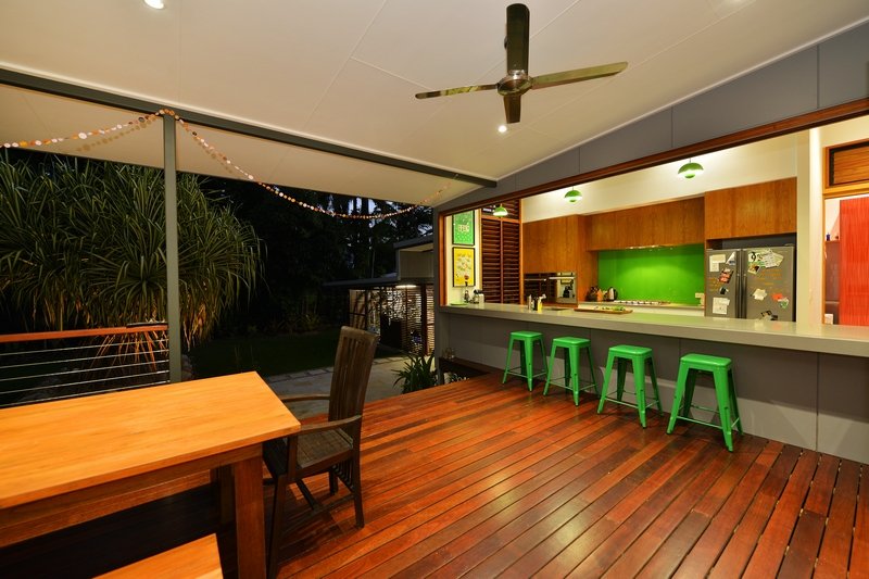 hall-street-house-cairns-serrvery-ggi-architects.JPG