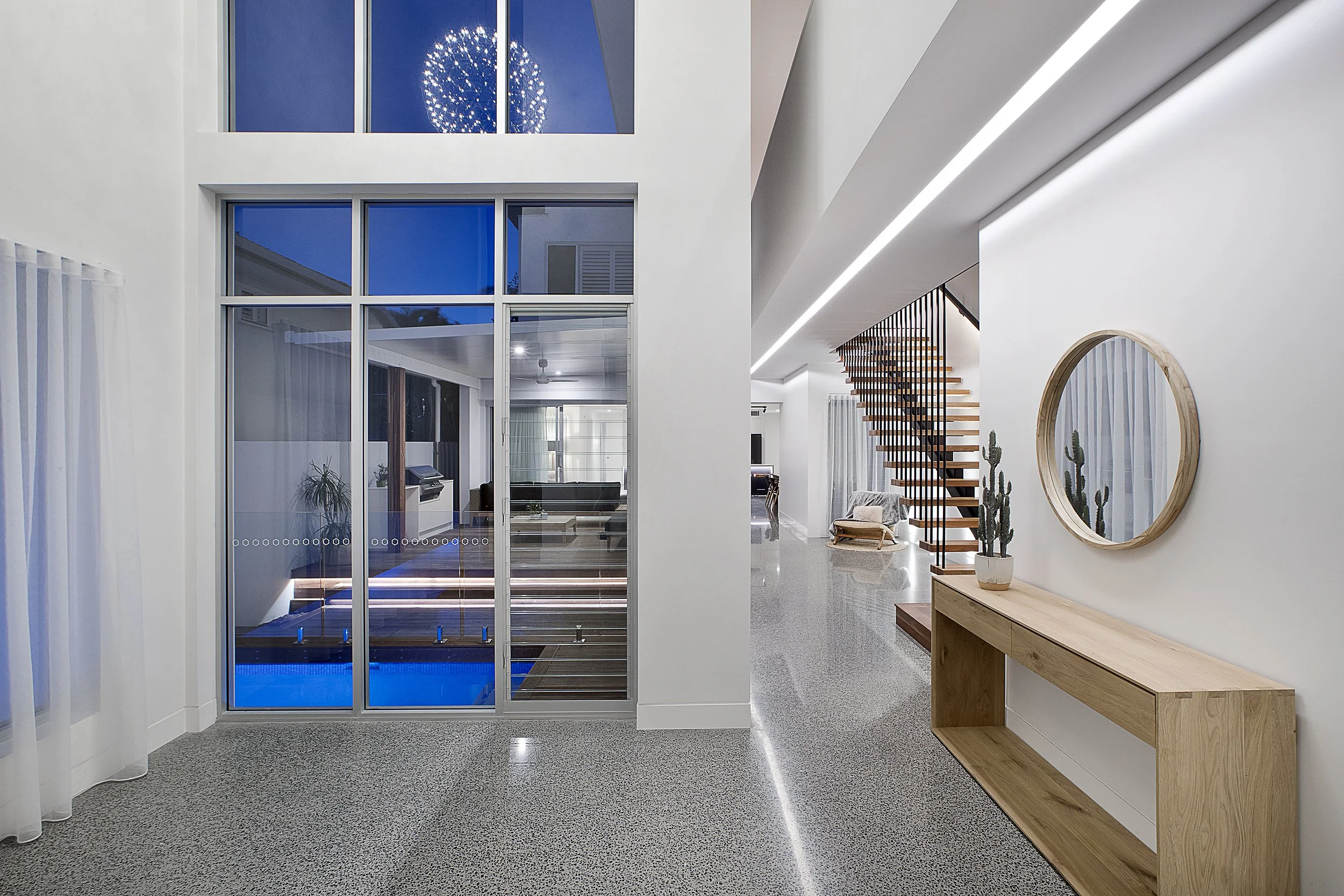 arthur-street-house-mermaid-beach-queensland-foyer-jamie-gordon-architect.jpg