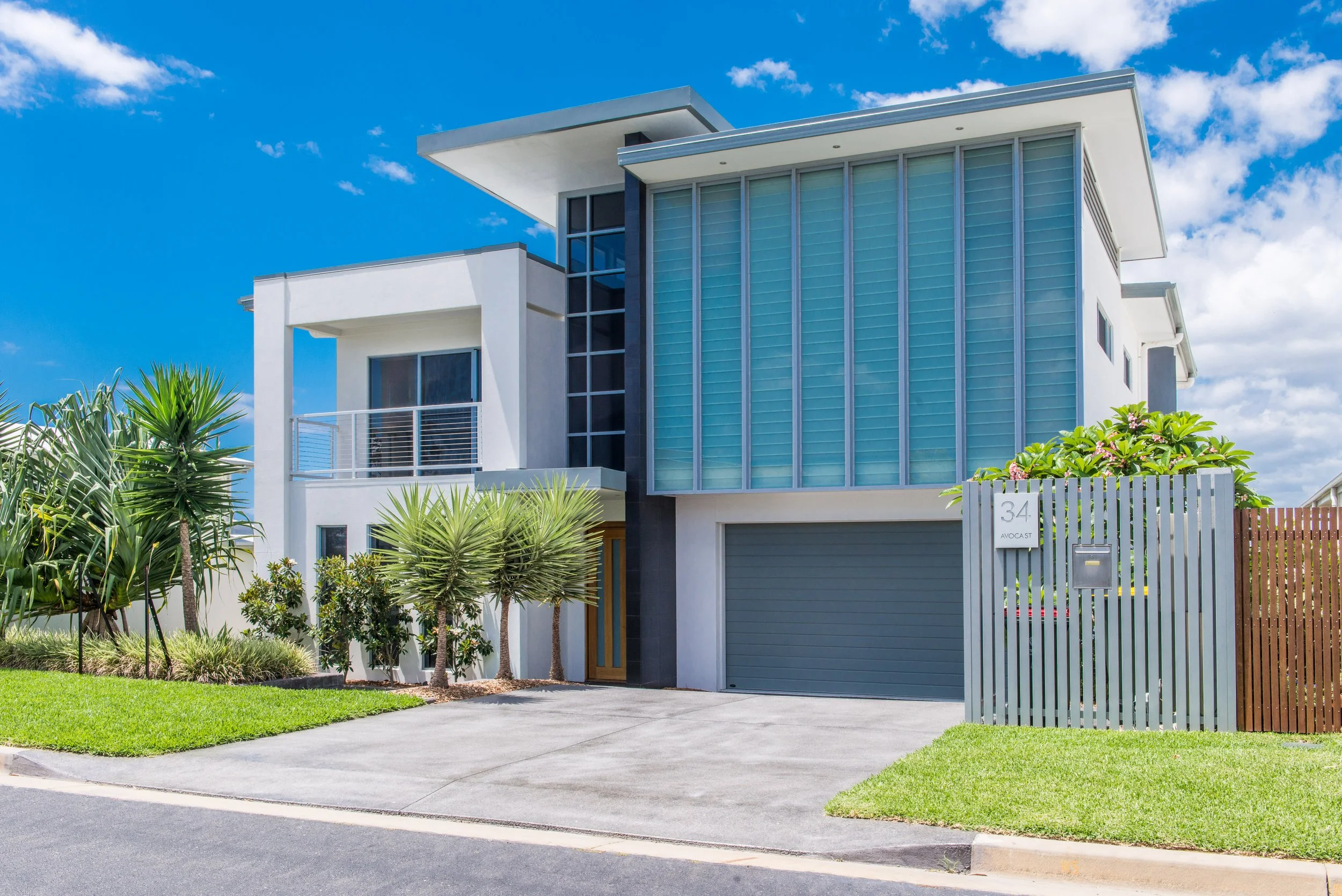 avoca-street-house-salt-nsw-street-frontage-jamie-gordon-architect.jpg