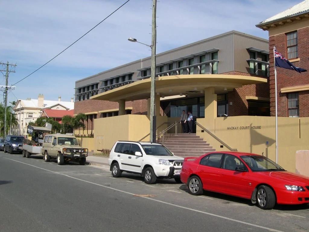 mackay-courthouse-extension-refurbishment-front-stairs-mackay-jamie-gordon-architect.JPG