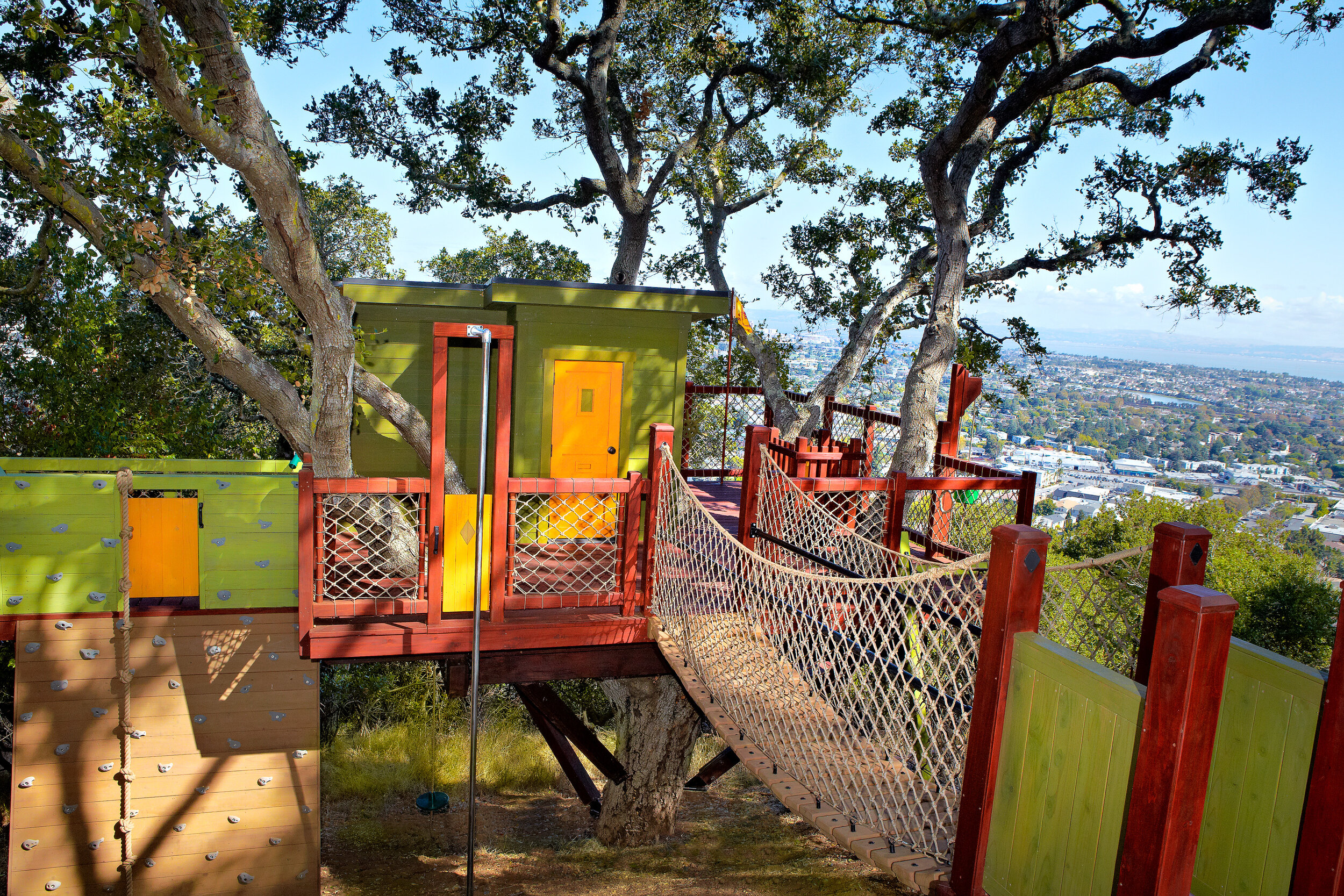 Contemporary Treehouse