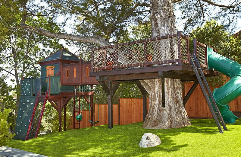 Slides for a top treehouse