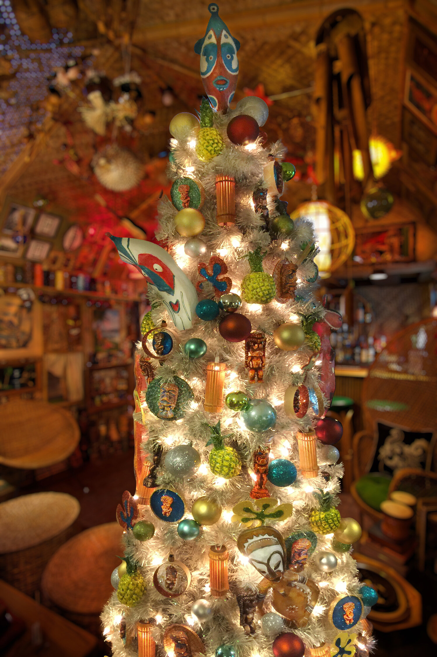  Tiki Christmas tree 