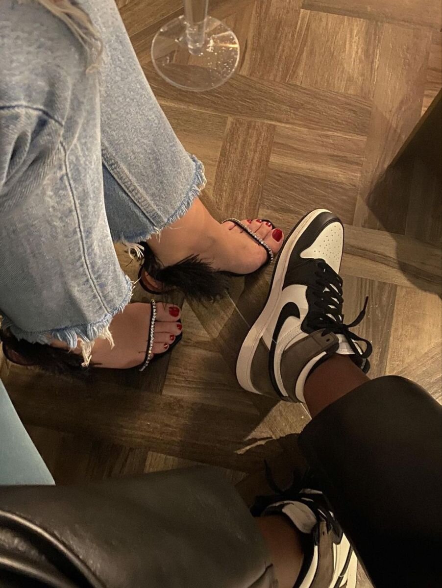 AMINA MUADDI FEATHER SANDAL.jpeg