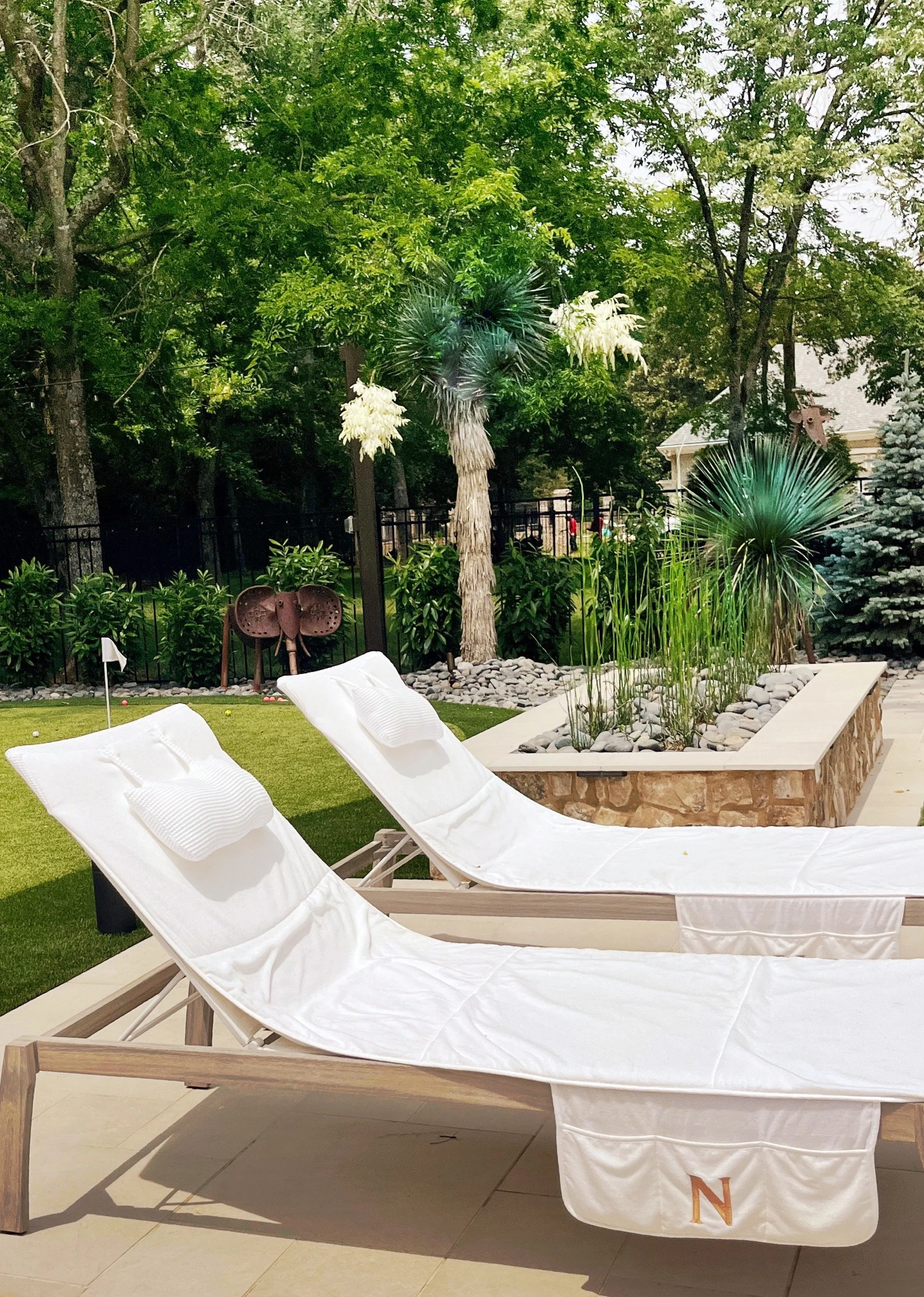 Transforming Spaces into Luxury Retreats: The Art of Landscape Design in Nashville