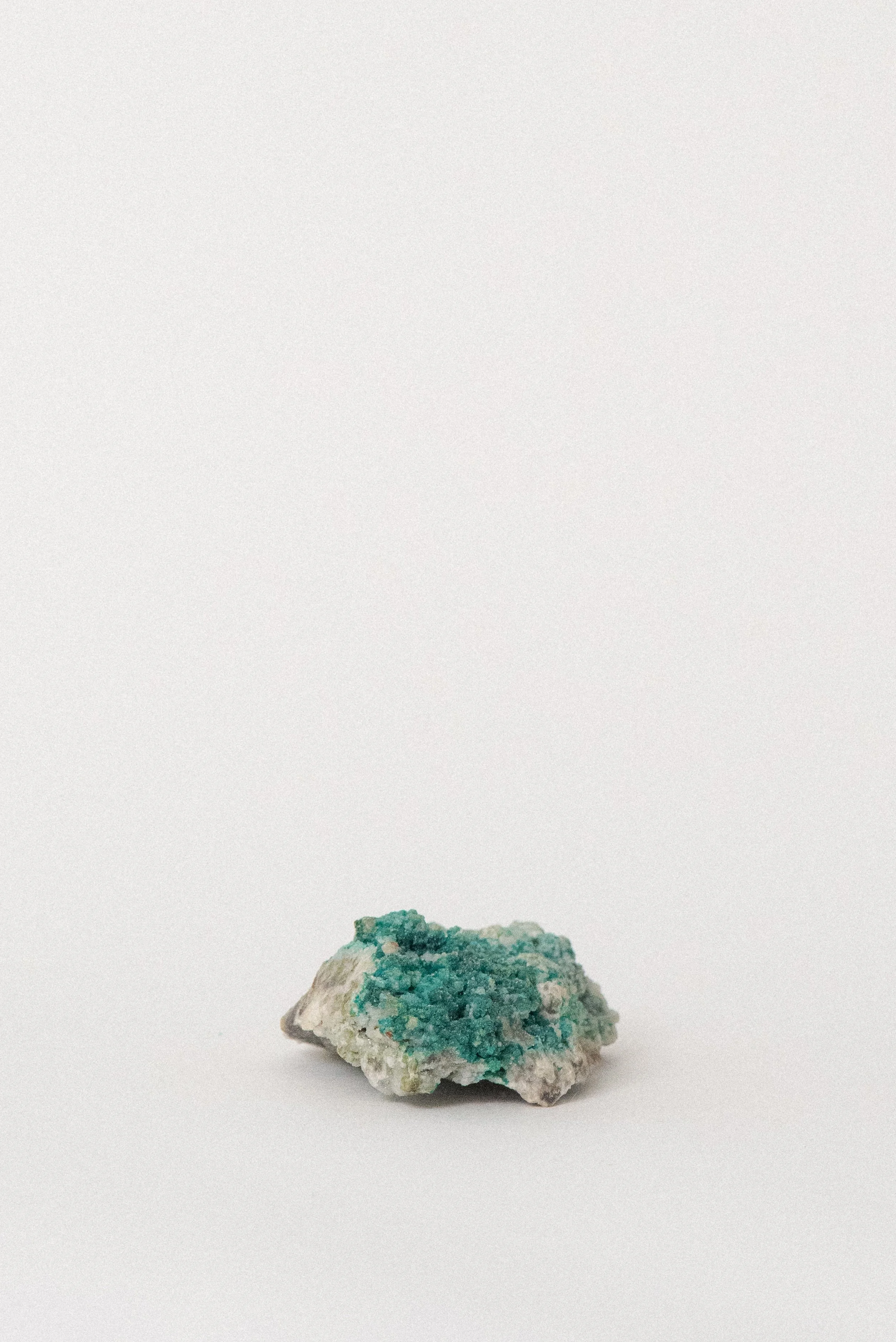 crystal-voyager-dioptase-specimen-3.jpg