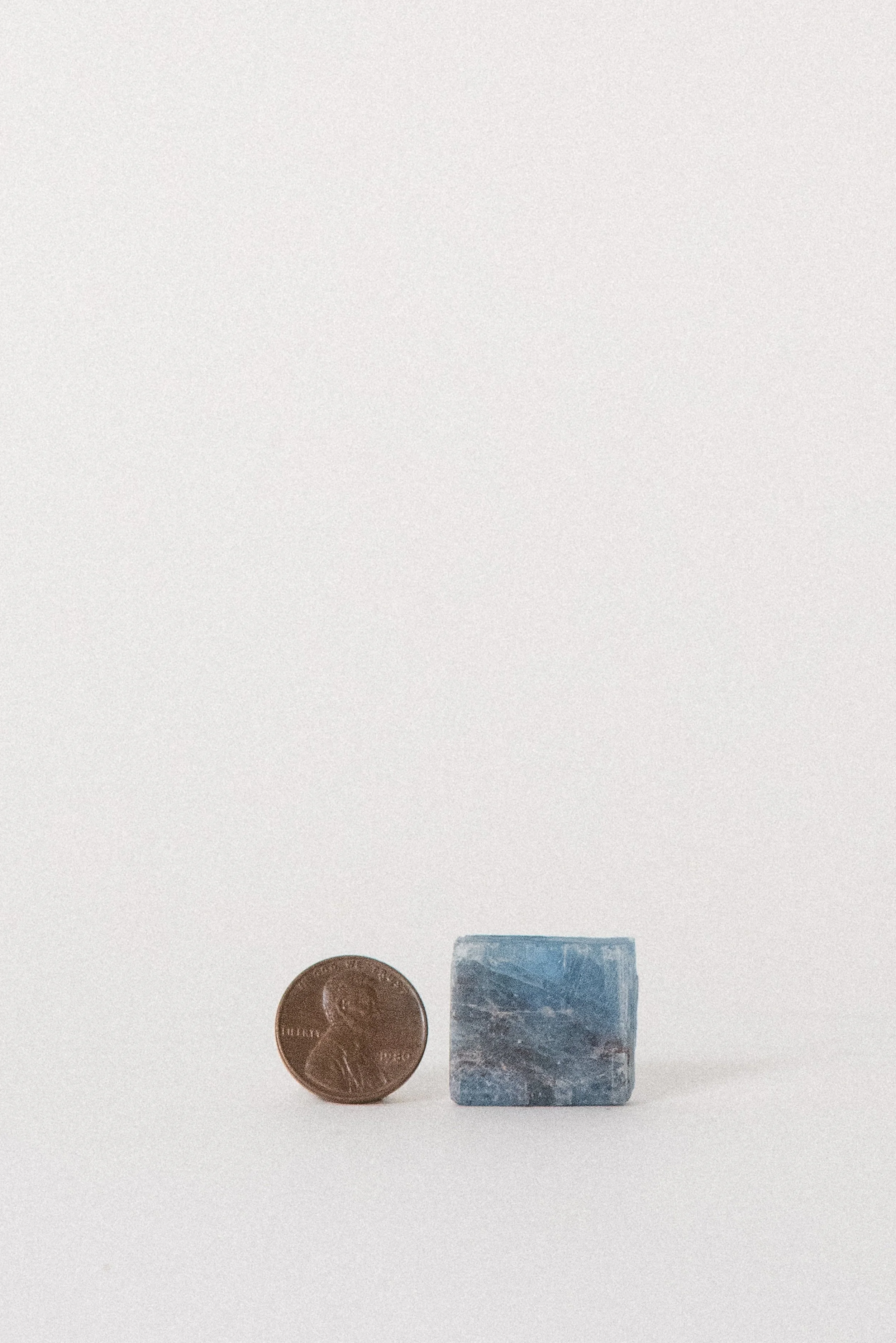 crystal-voyager-paraiba-kyanite-slice-brazil-5.jpg