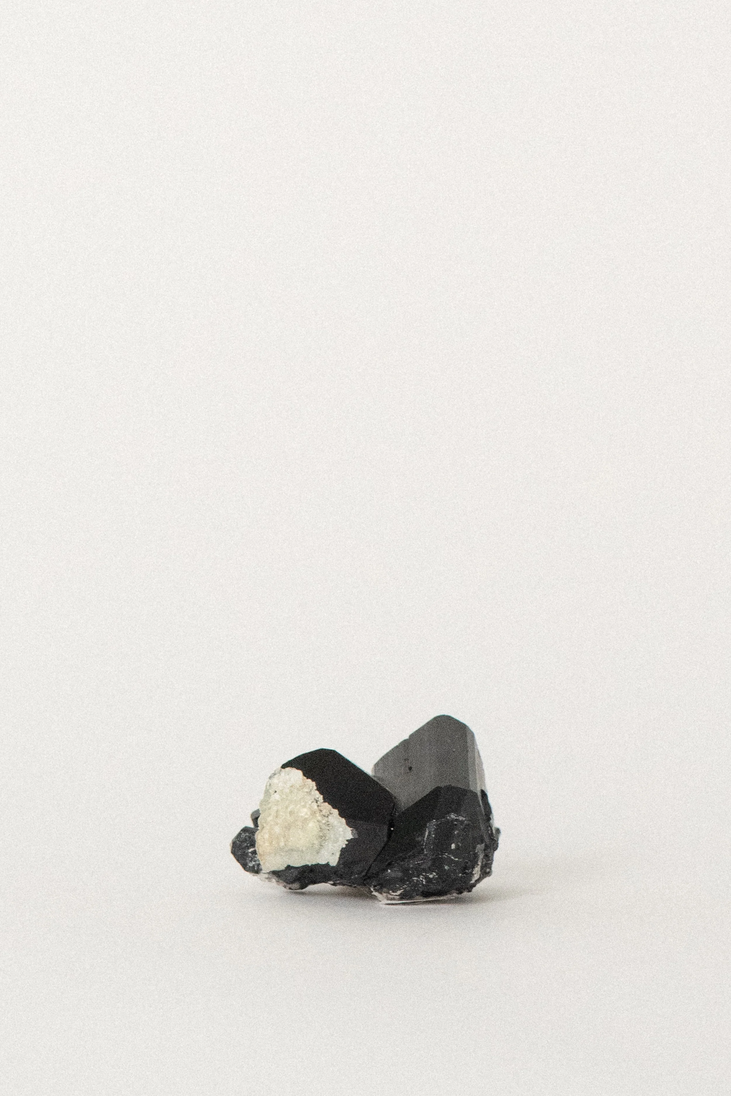 crystal-voyager-black-tourmaline-twins-feldspar-erongo-mountain-namibia-4.jpg