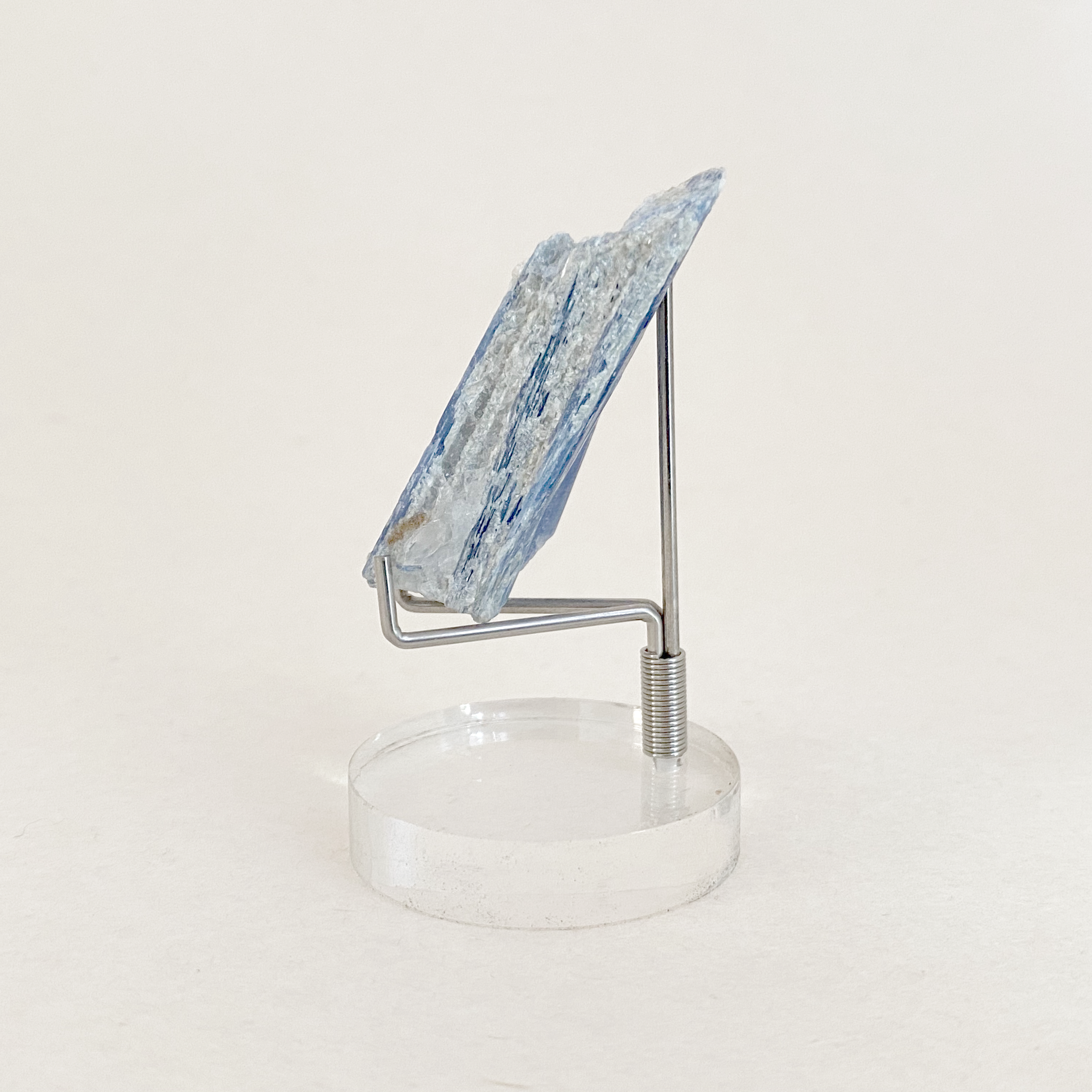 Crystal_Voyager_Vintage_Kyanite_Specimen_2