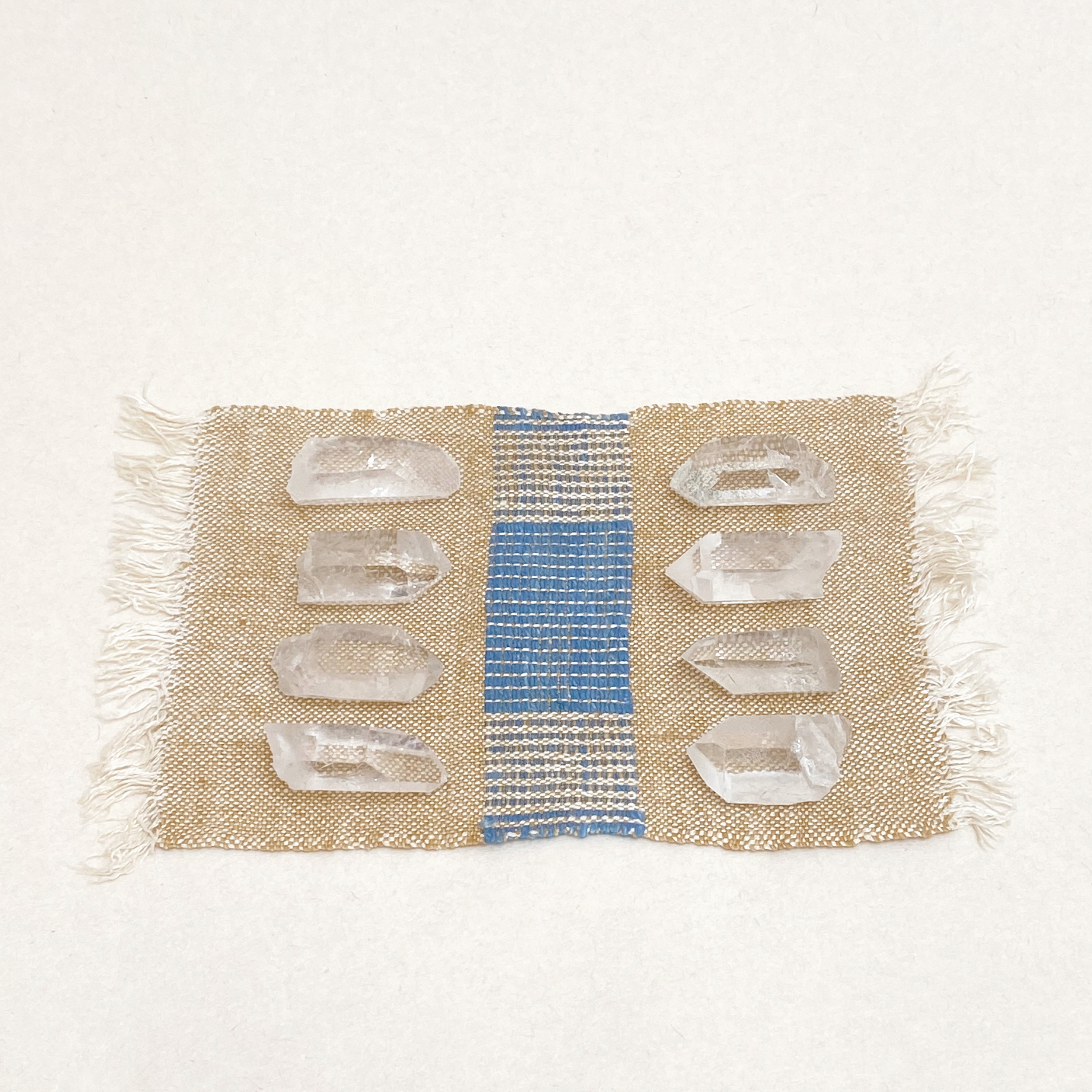 Crystal_Voyager_Vintage_Mini_Weaving_2