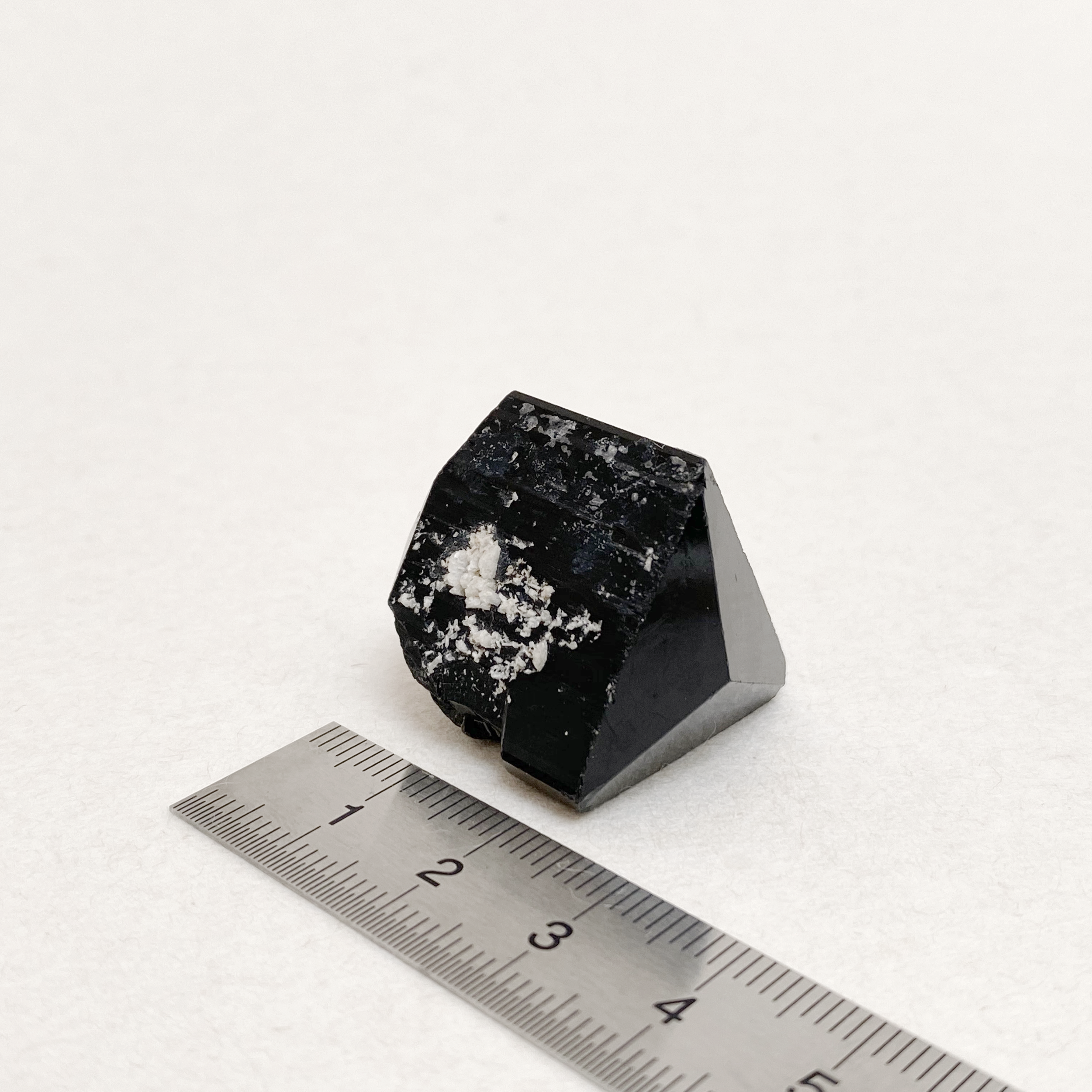 42-135_Black_Tourmaline_2.png