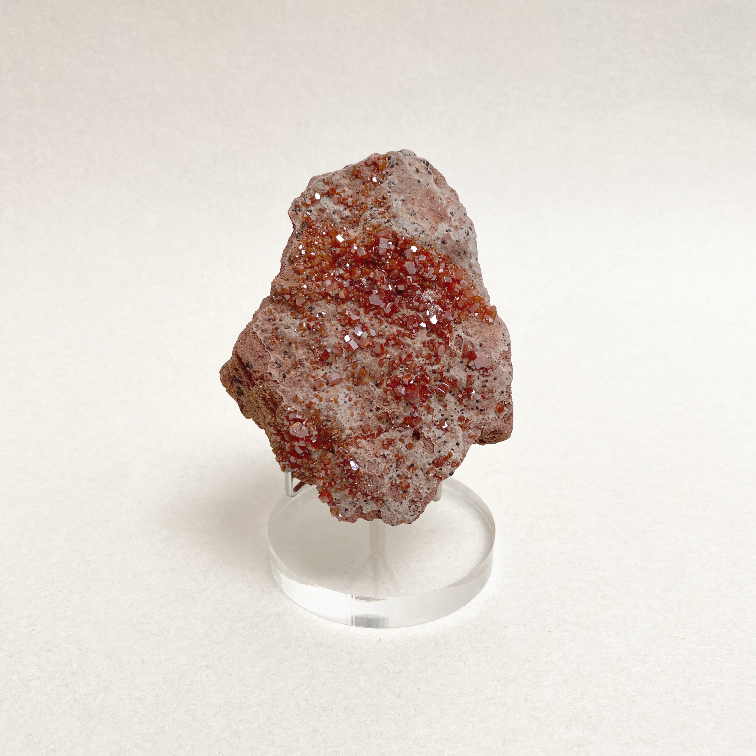 87-356_Vanadinite_3.png