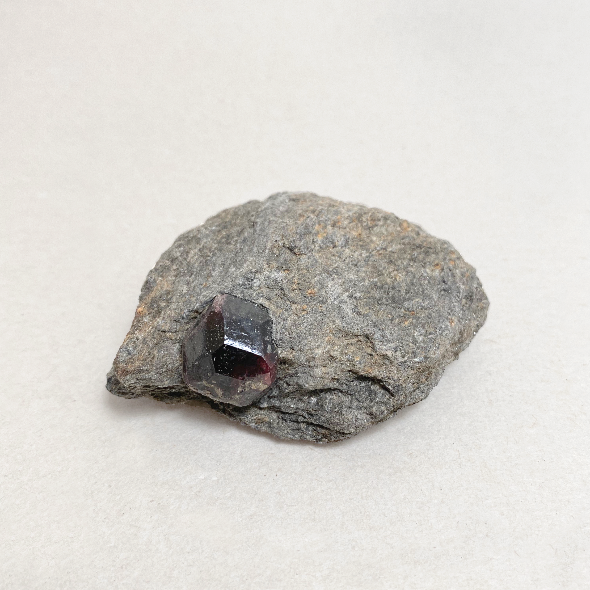 384_Garnet_1e.png