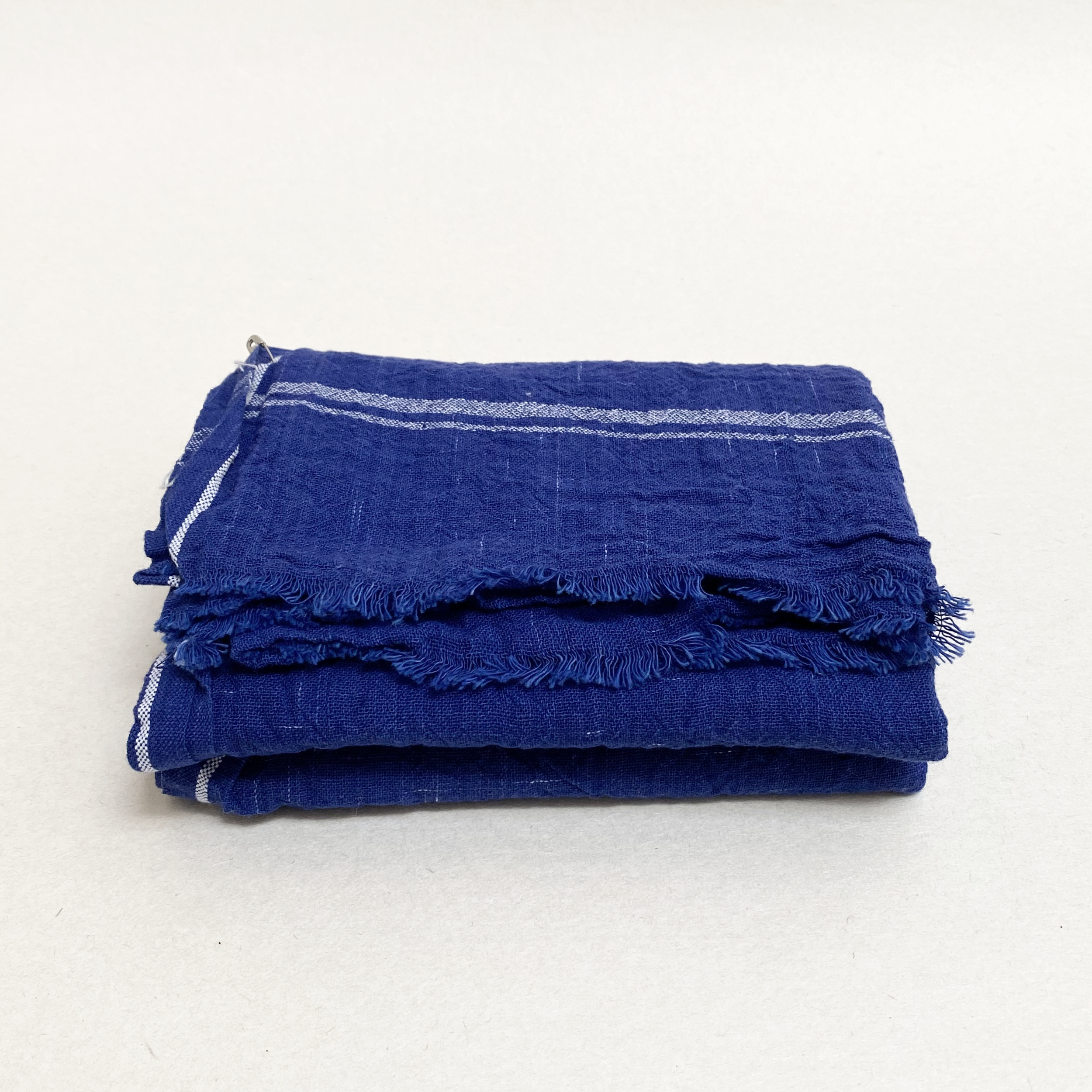 VS-TEX-11_AO_Blue_Towel_2b.png