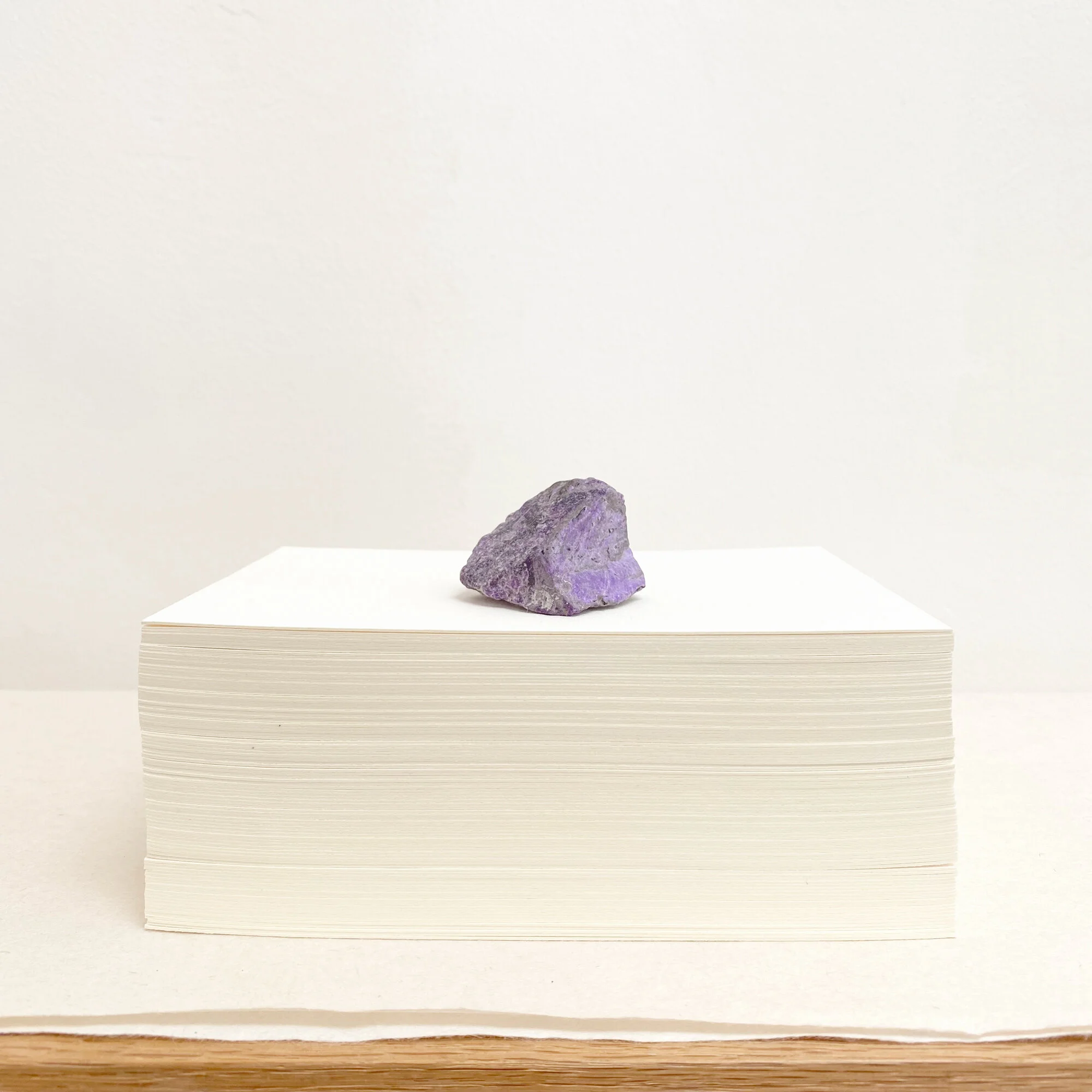 339-Sugilite_1b.jpg