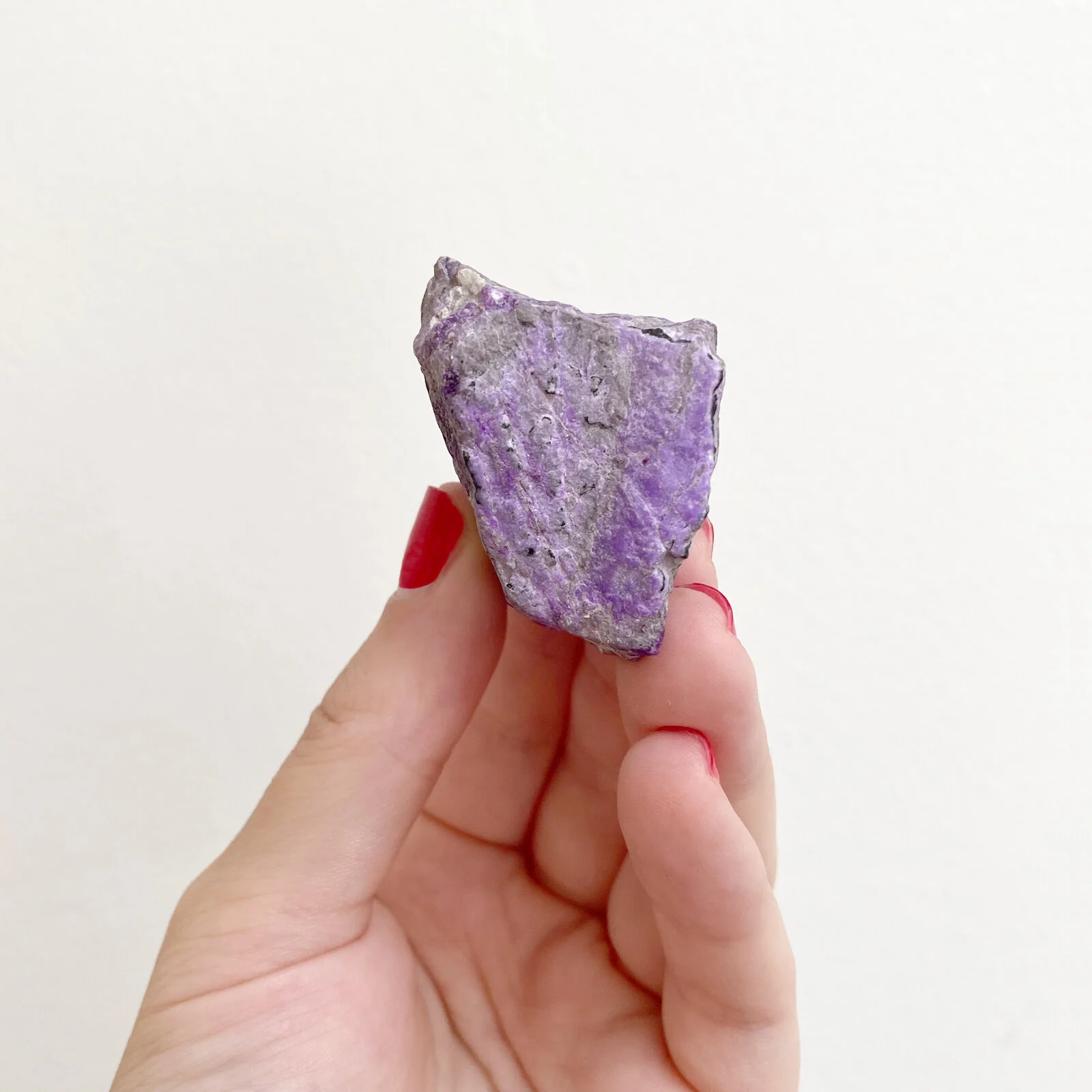 339-Sugilite_4.jpg