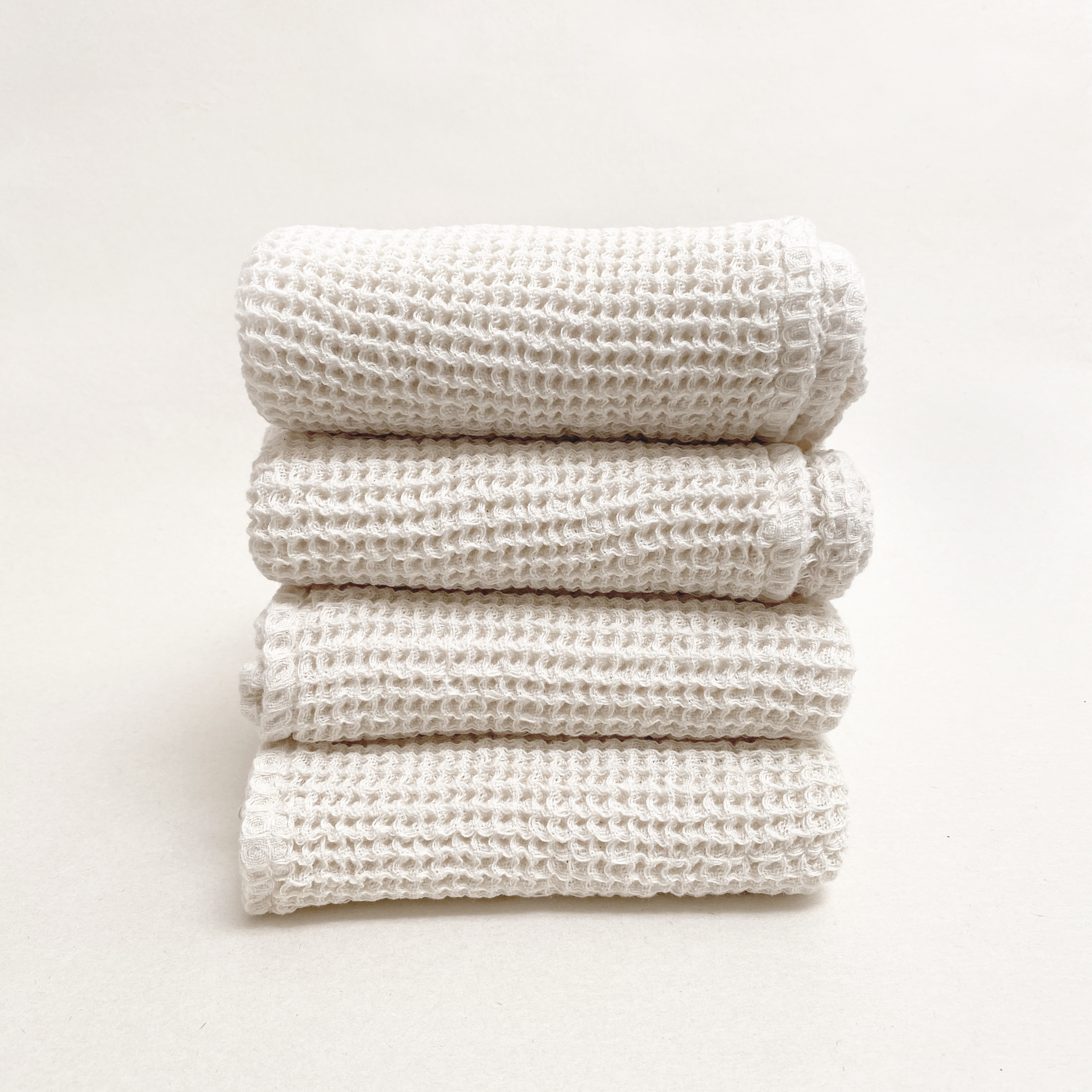 VS-TEX-08_AO_Waffle_Hand_Towel_2b.png
