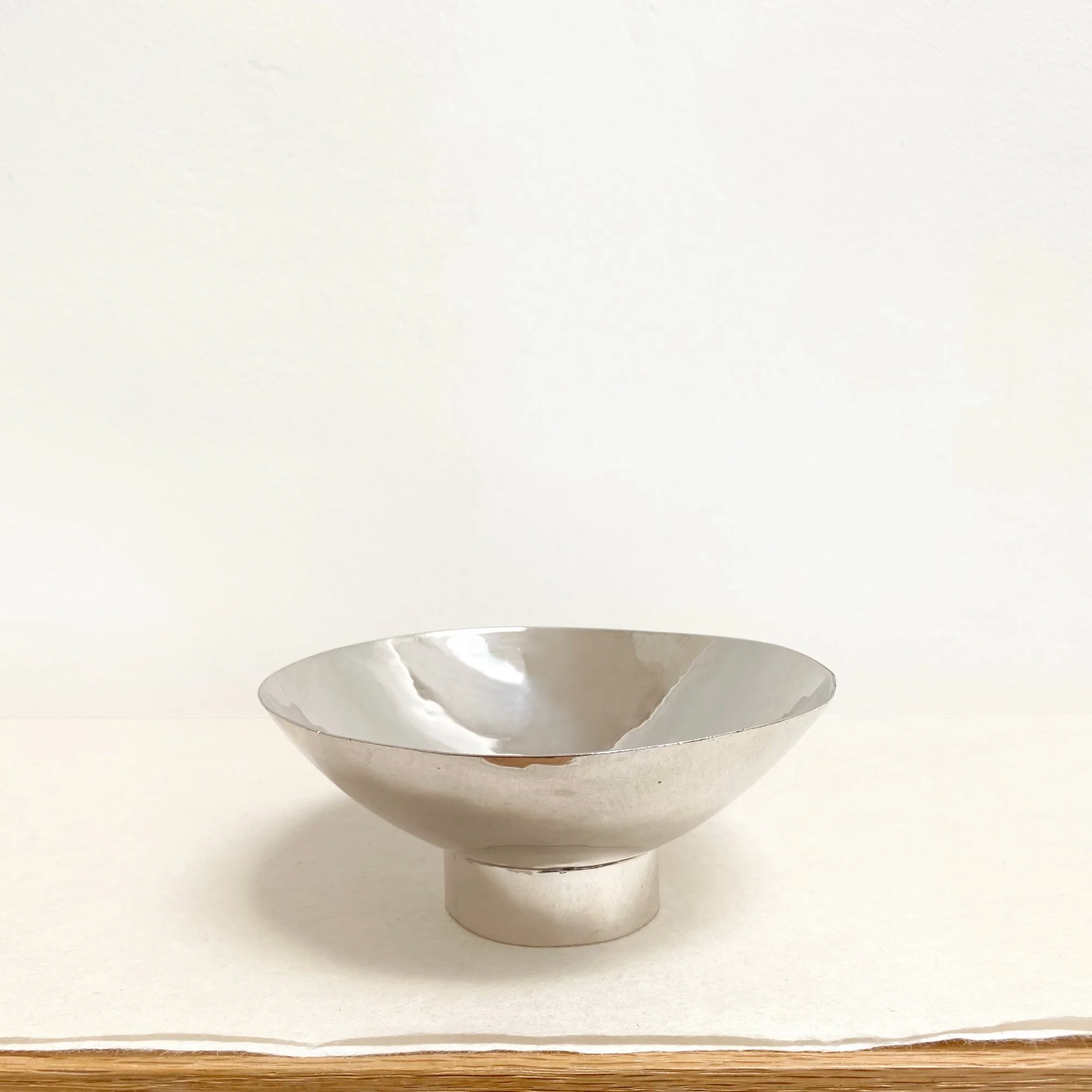 VS-OB-71_Crystal_Voyager_Hammered_Silver_Bowl_1.jpg