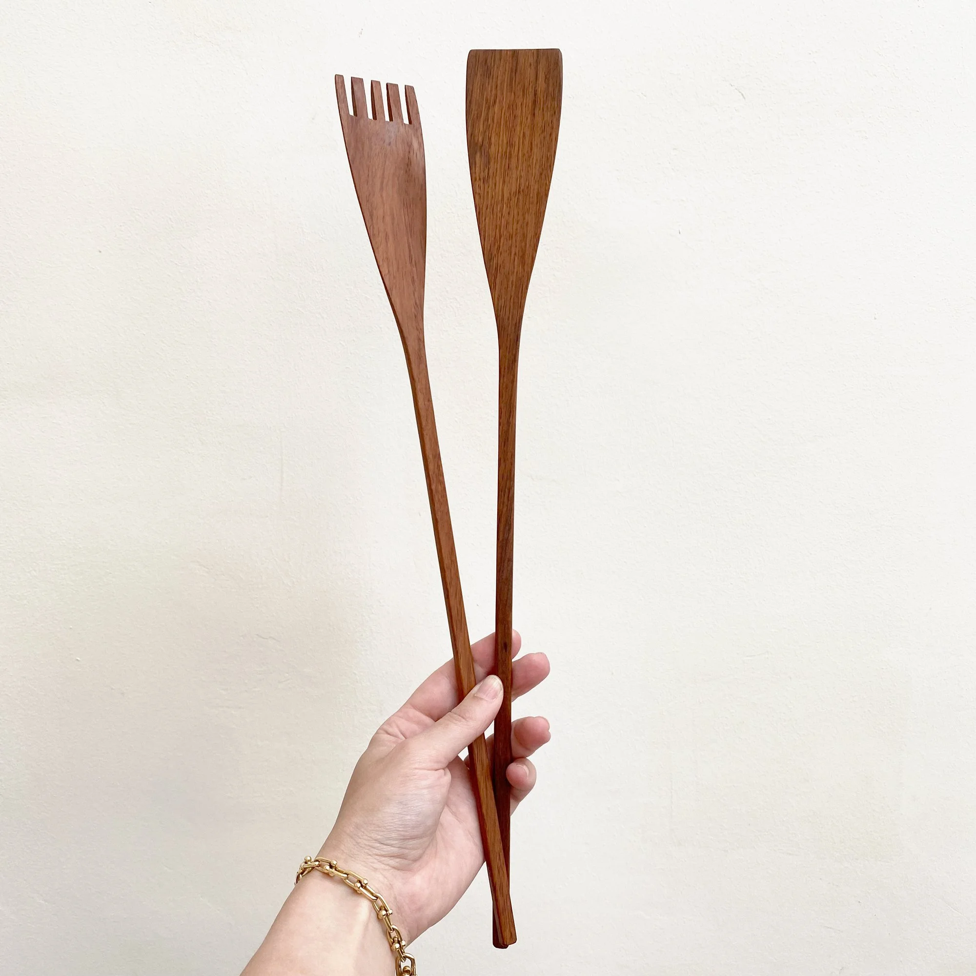 VS-OB-105_Crystal_Voyager_Store_Mid_Century_Teak_Salad_Servers_for_sale_4.jpg