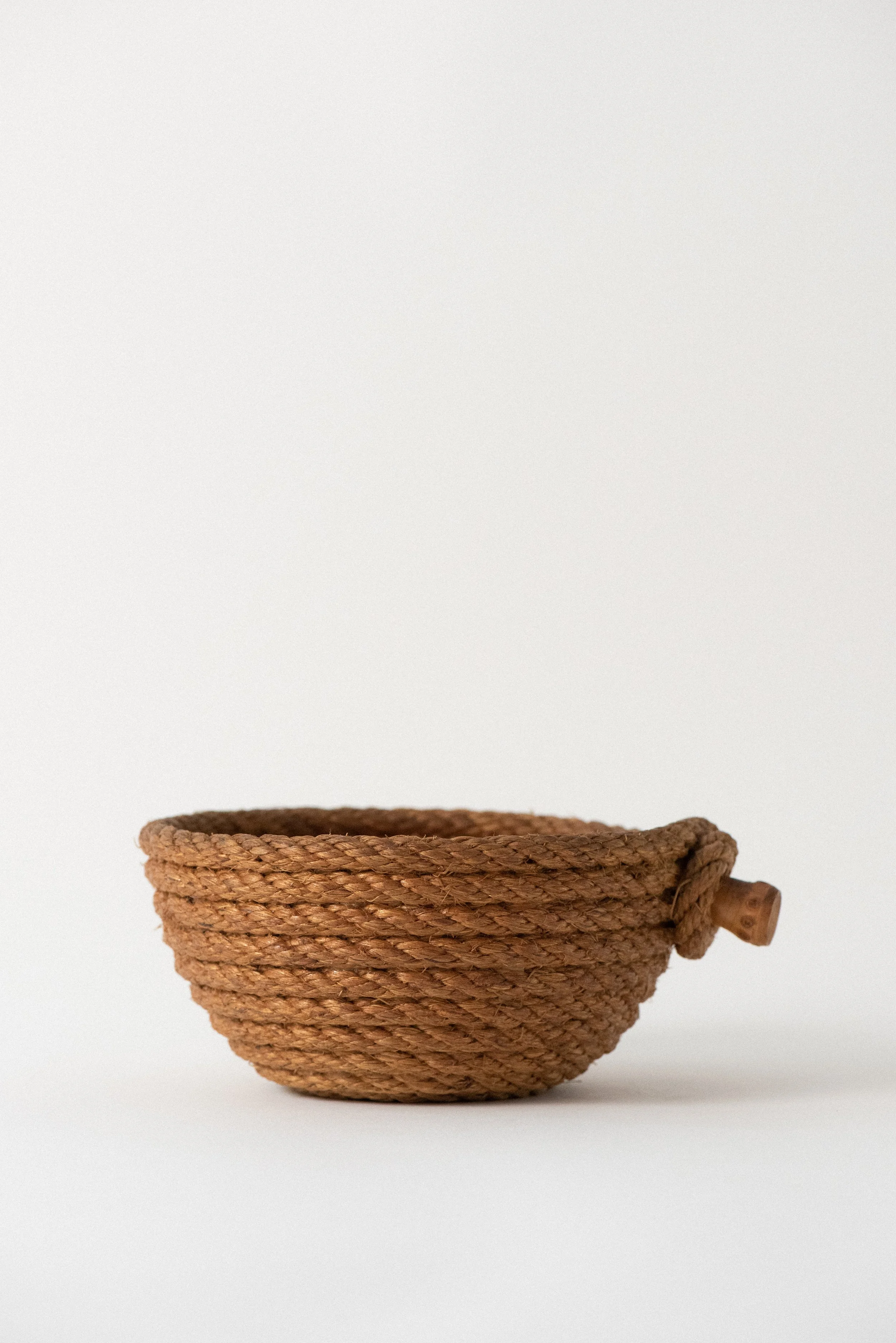 4735-OB-103_Crystal_Voyager_Store_Audoux_Minet_Rope_Bowl_4.jpg