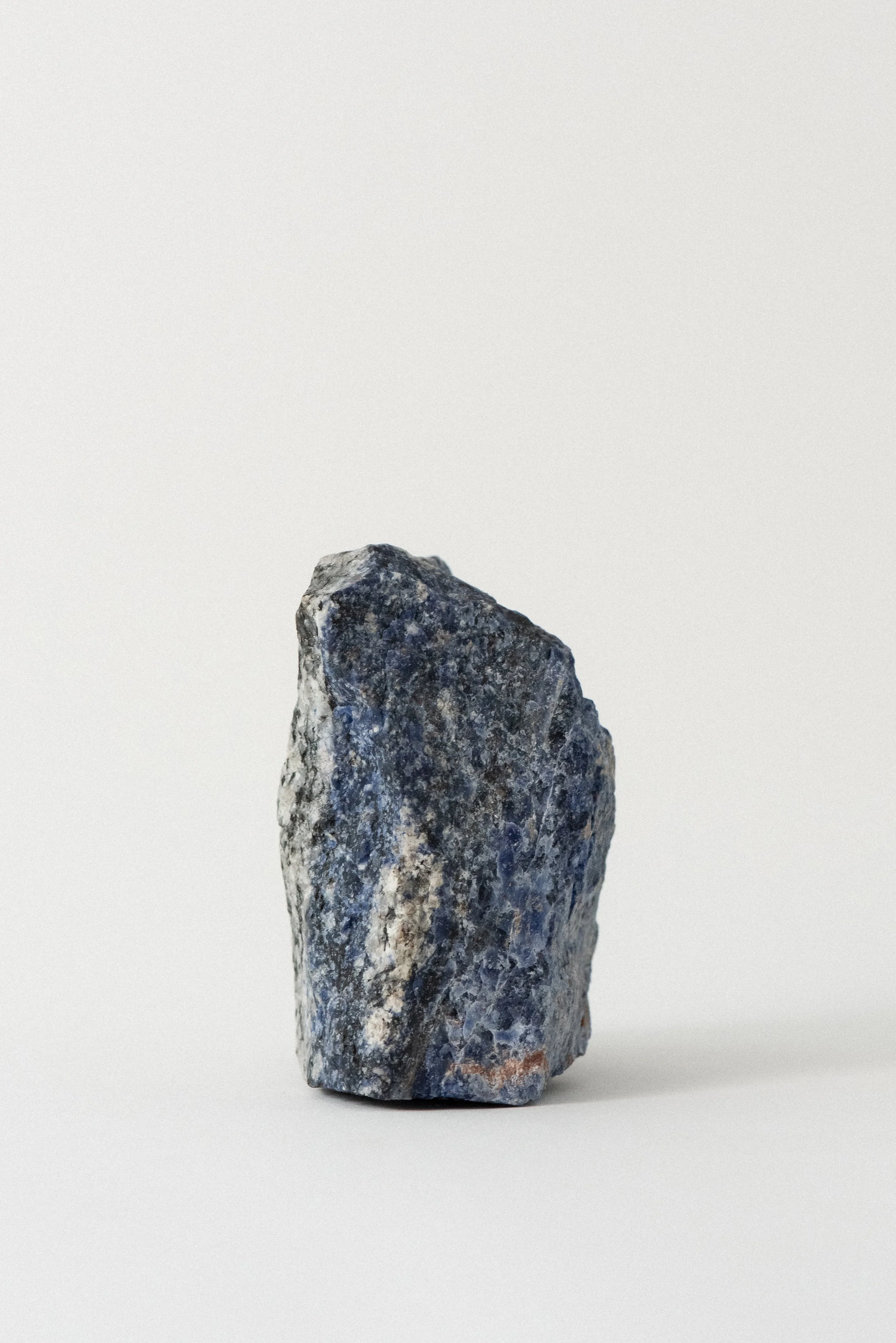 561_Crystal_Voyager_Vintage_Sodalite_mineral_specimen_5.jpg