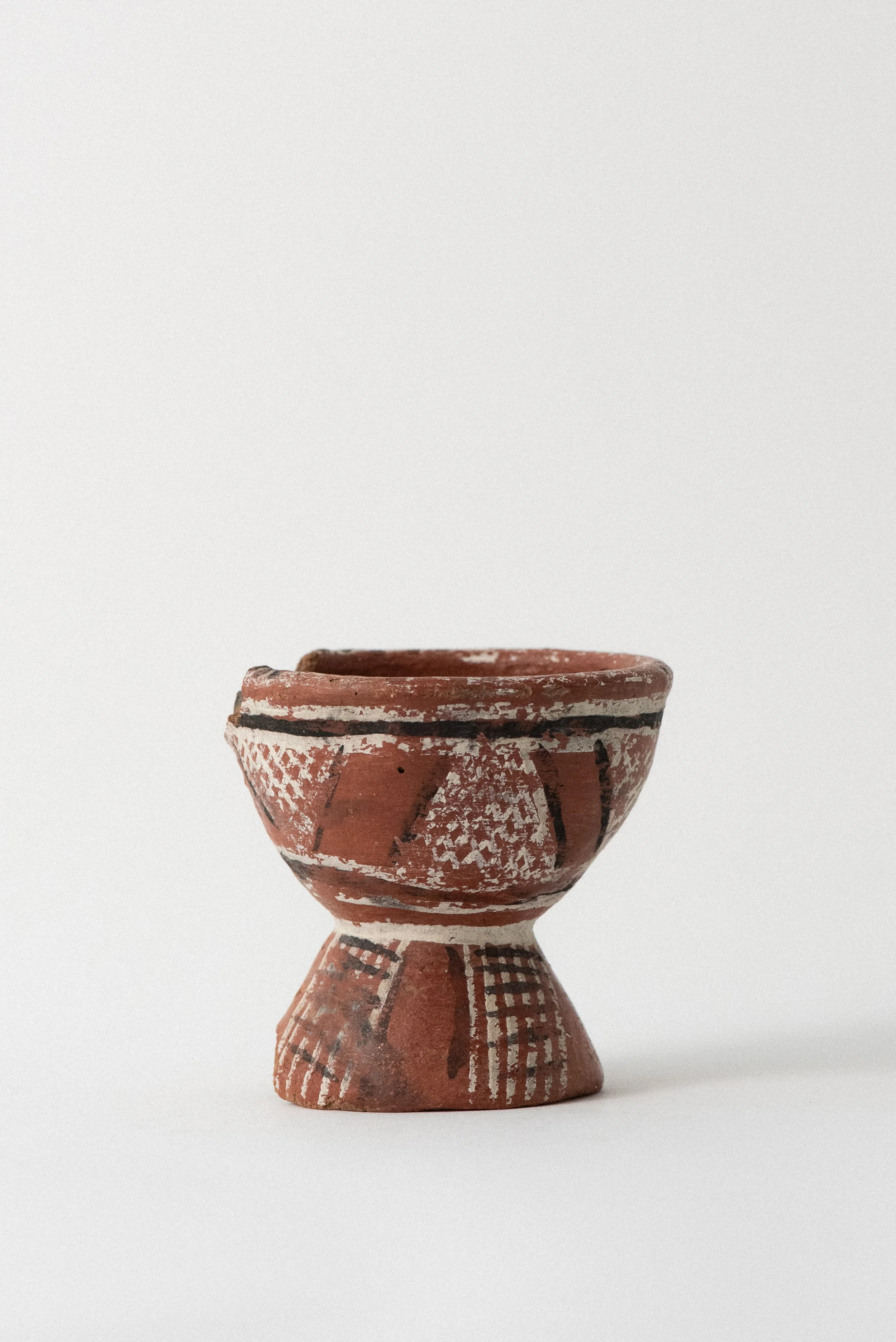 VS-OB-92_Crystal_Voyager_Vintage_primitive_footed_vessel_Red_for_sale_3.jpg