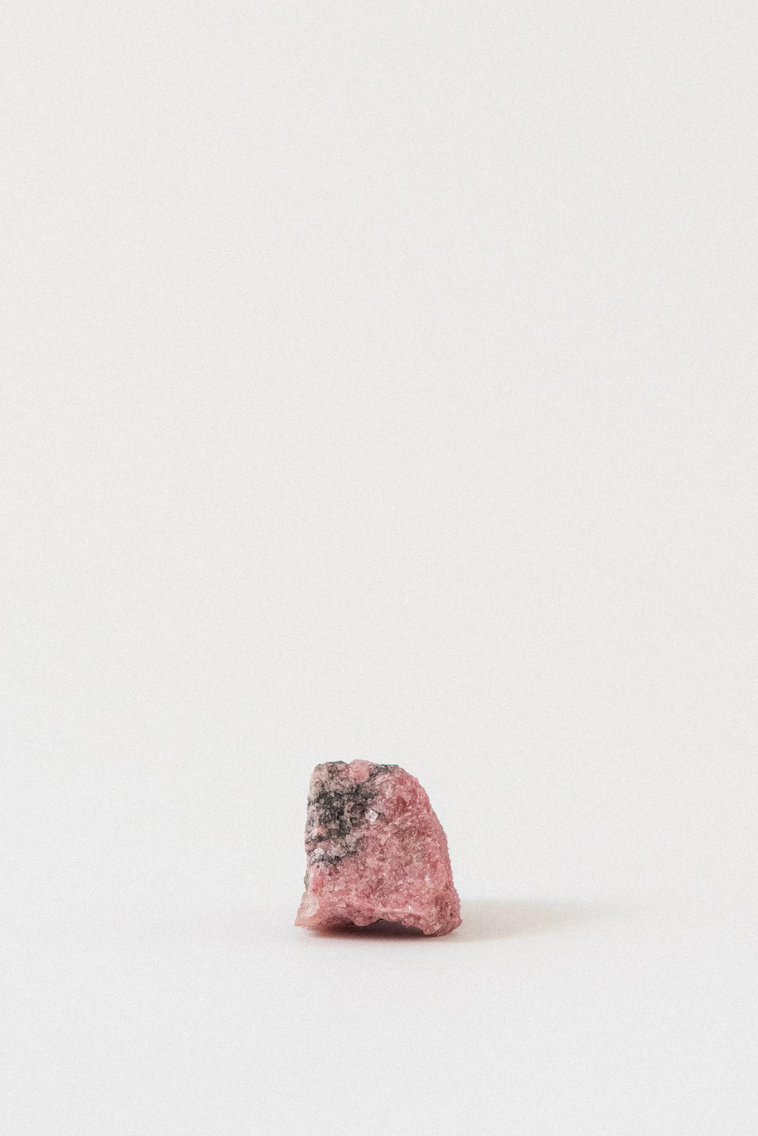 785-Crystal_Voyager_Shop_Los_Angeles_Rhodonite_specimen_from_Taguchi_Mine_Japan_2.jpg