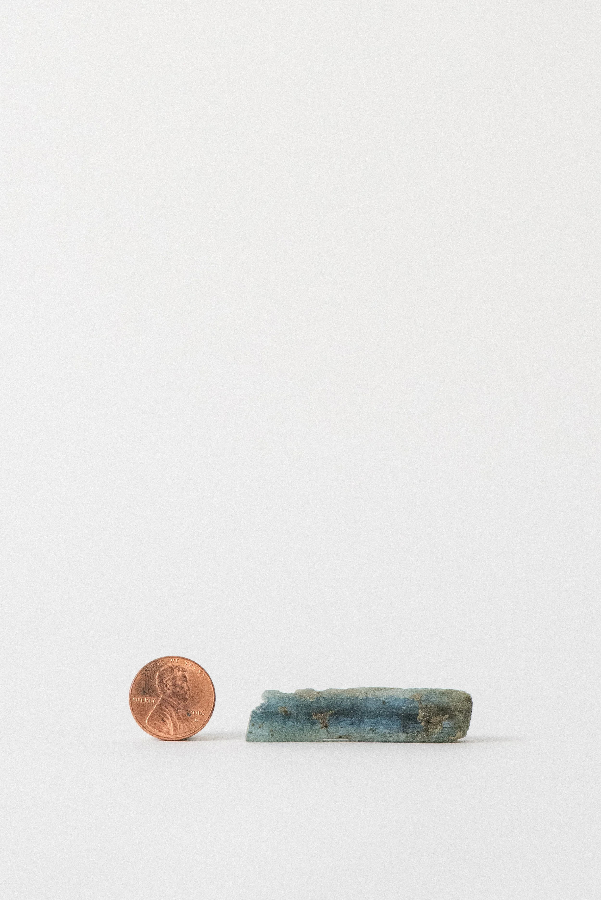 776-1A_Crystal_Voyager_Los_Angeles_Ocean_Blue_Kyanite_Harts_Range_Australia_for_sale_3.jpg