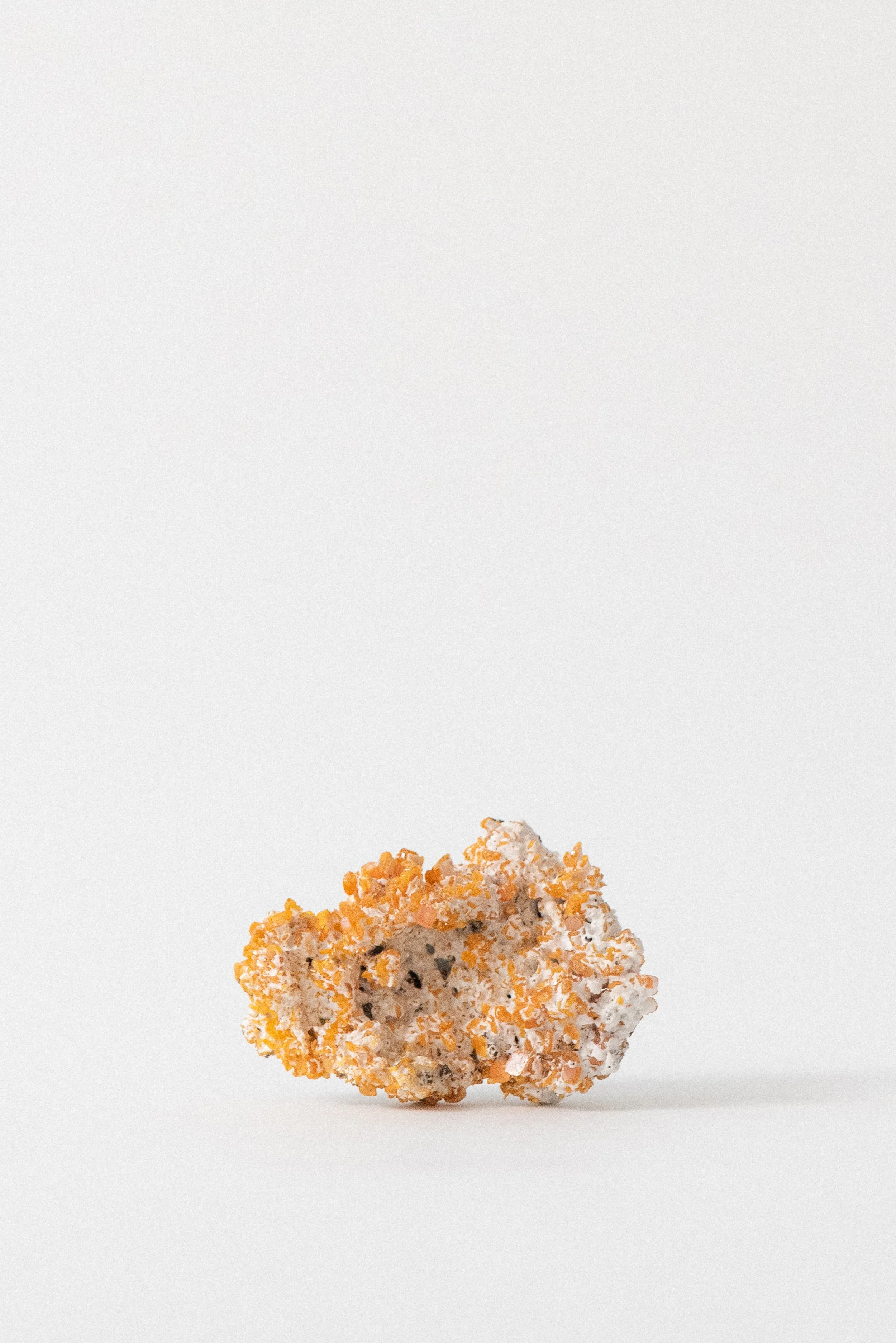 940-Crystal_Voyager_online_crystal_store_vintage_Wulfenite_mineral_specimen_from_Los_Lamentos_Mexico_for_sale_1.jpg