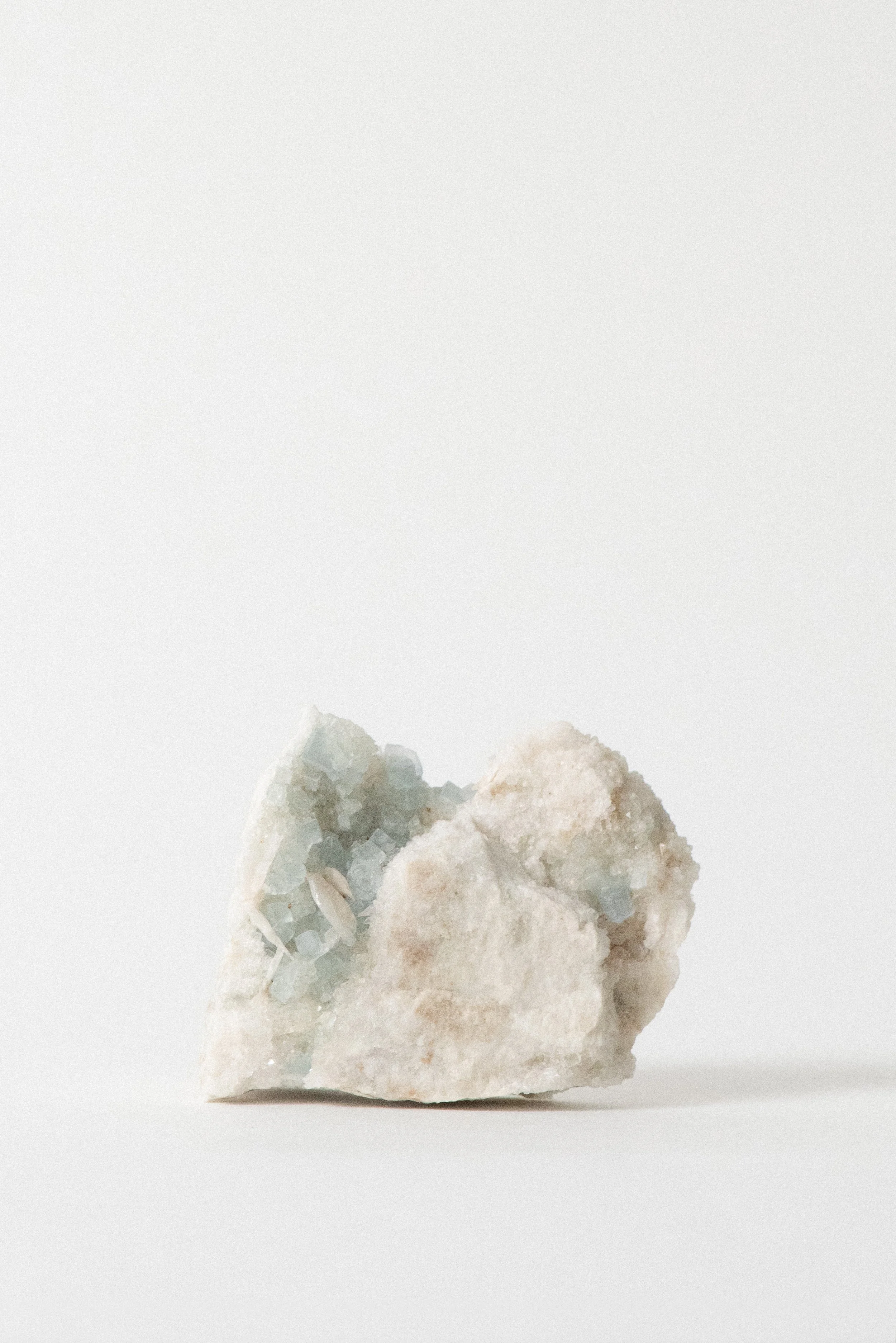 FLUORITE WITH BARITE, VINTAGE