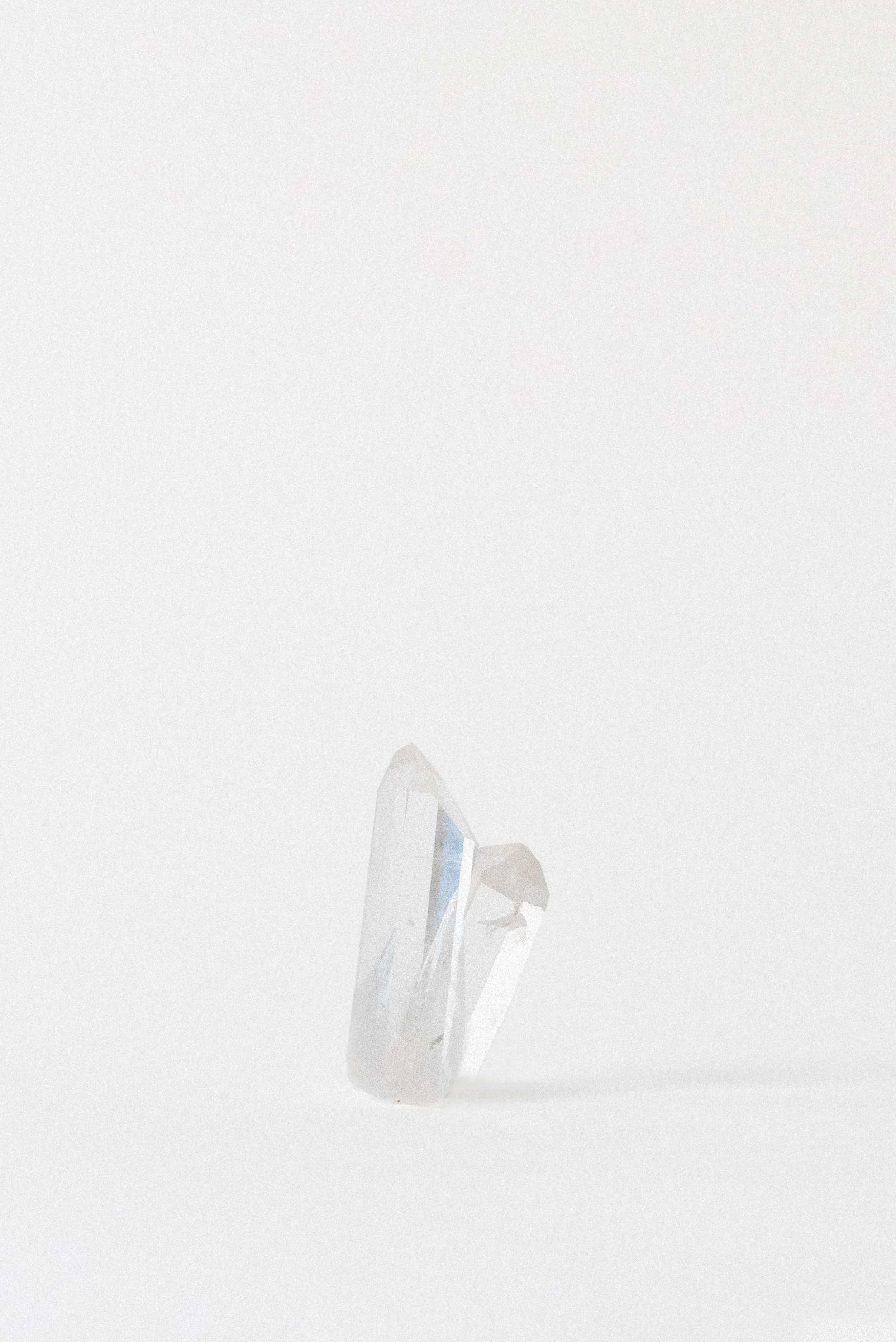 927-2-Crystal_Voyager_Los_Angeles__Vintage_clear_quartz_from_Novo Horizonte_Bahia_Brazil_2.jpg