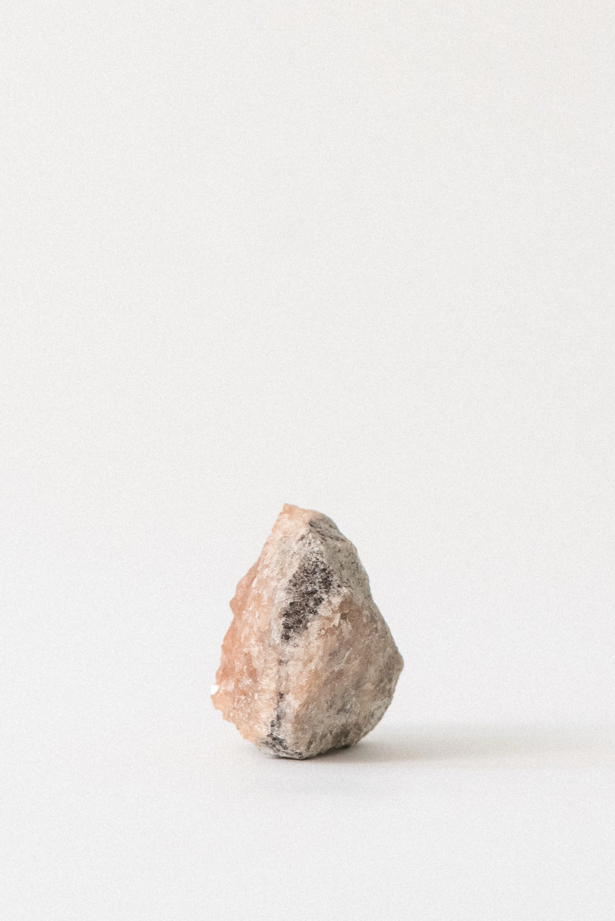 934_Crystal_Voyager_Shop_Vintage_Hessonite_Garnet_from_Jeffereys_Quarry_Quebec_Canada_3.jpg