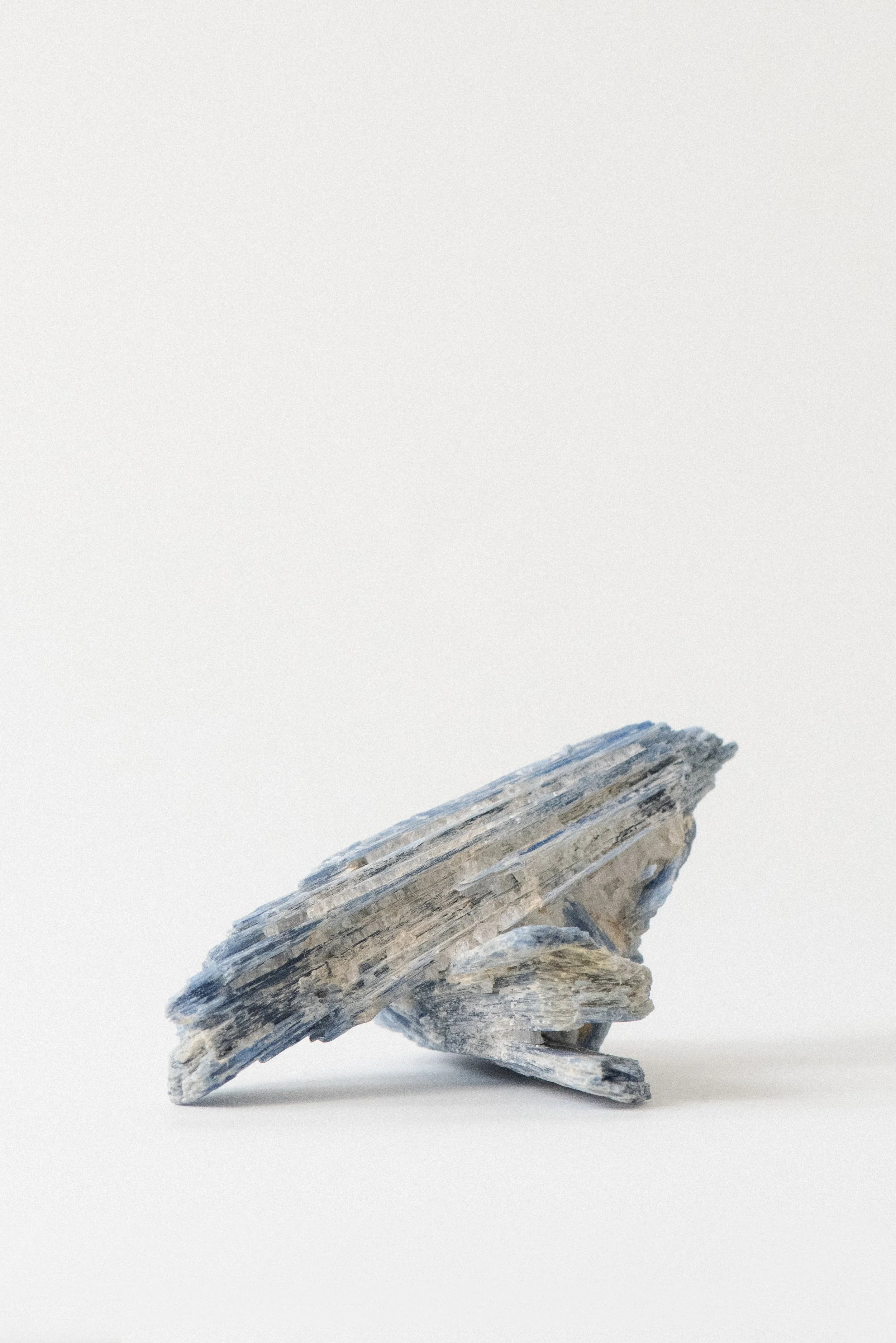 890-Crystal_Voyager_online_crystal_store_vintage_blue_kyanite_mineral_specimen_from_brazil_for_sale_5.jpg