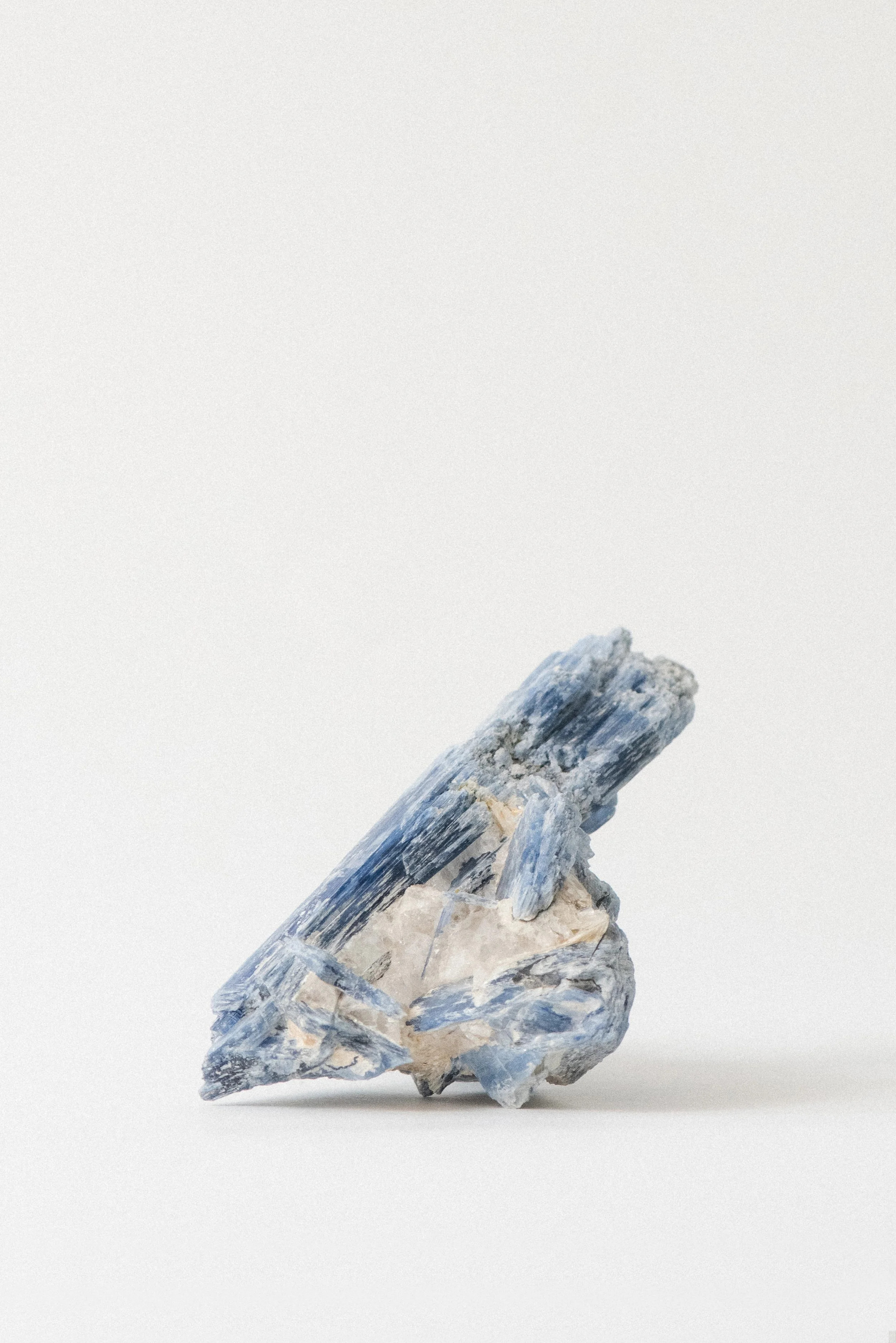 890-Crystal_Voyager_online_crystal_store_vintage_blue_kyanite_mineral_specimen_from_brazil_for_sale_3.jpg