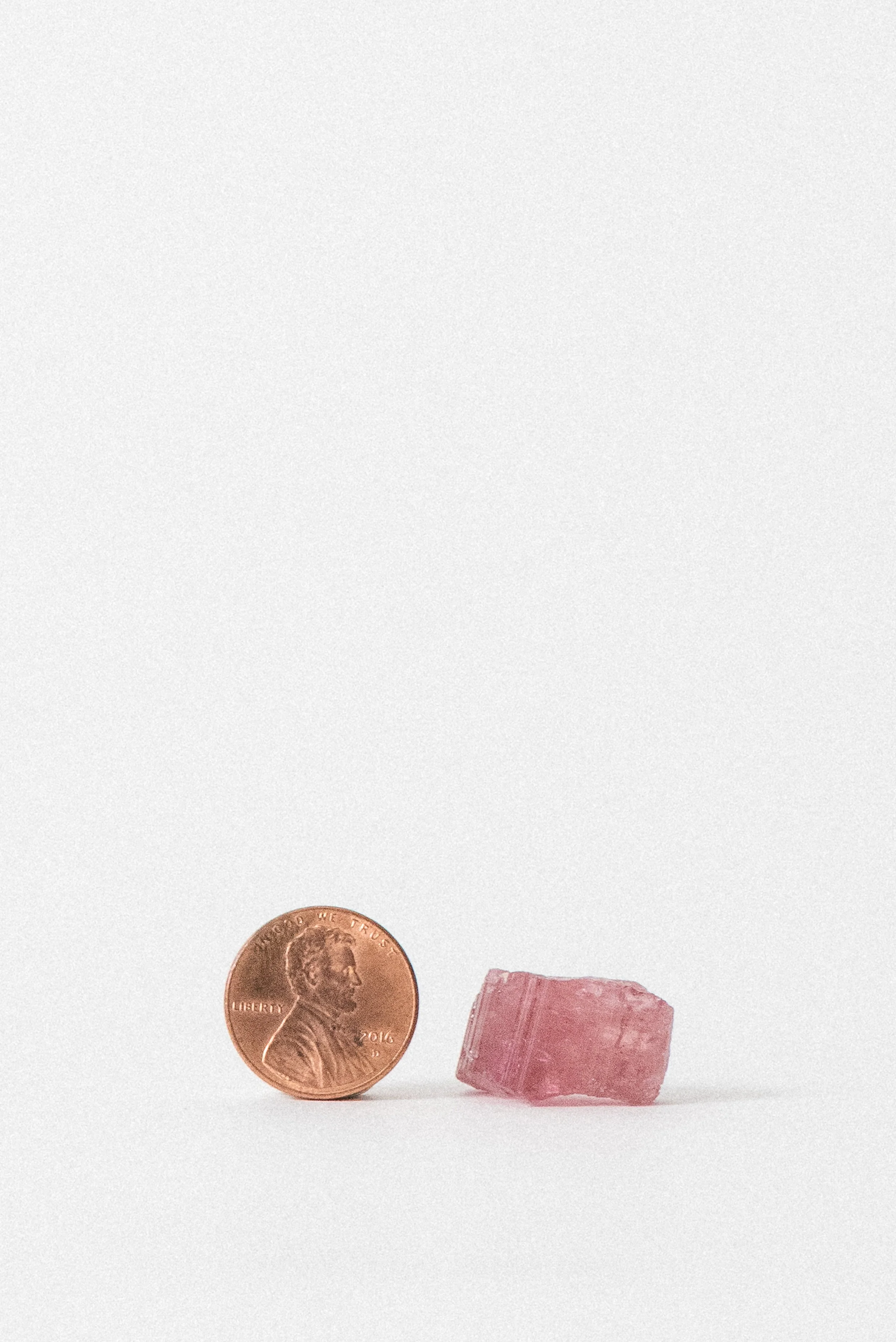 905_Crystal_Voyager_Shop_pink_Tourmaline_from_Jenipapo_District_Itinga_Minas_Gerais,_Brazil_9.jpg