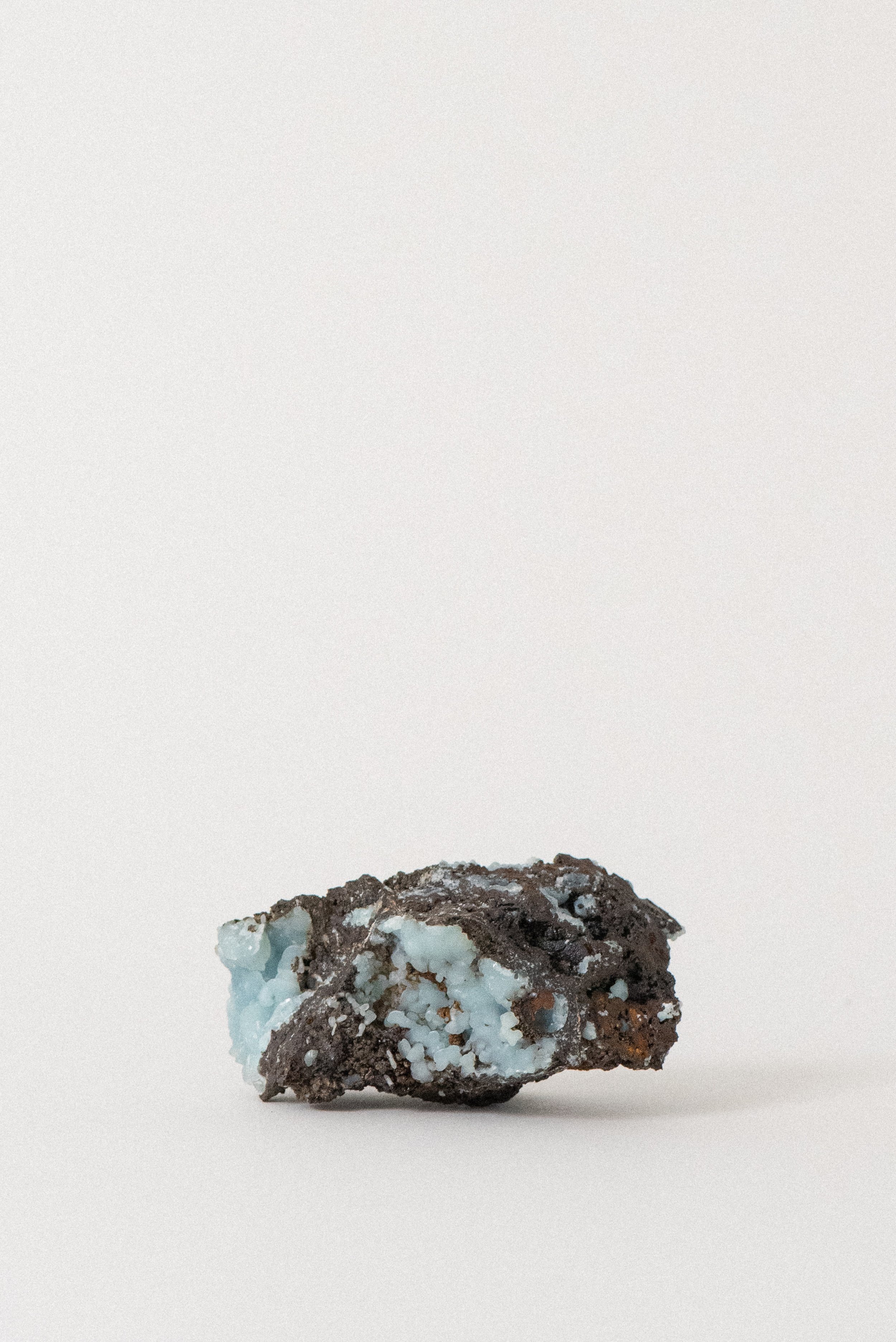 crystal-voyager-aqua-smithsonite-lavrion-greece-1.jpg