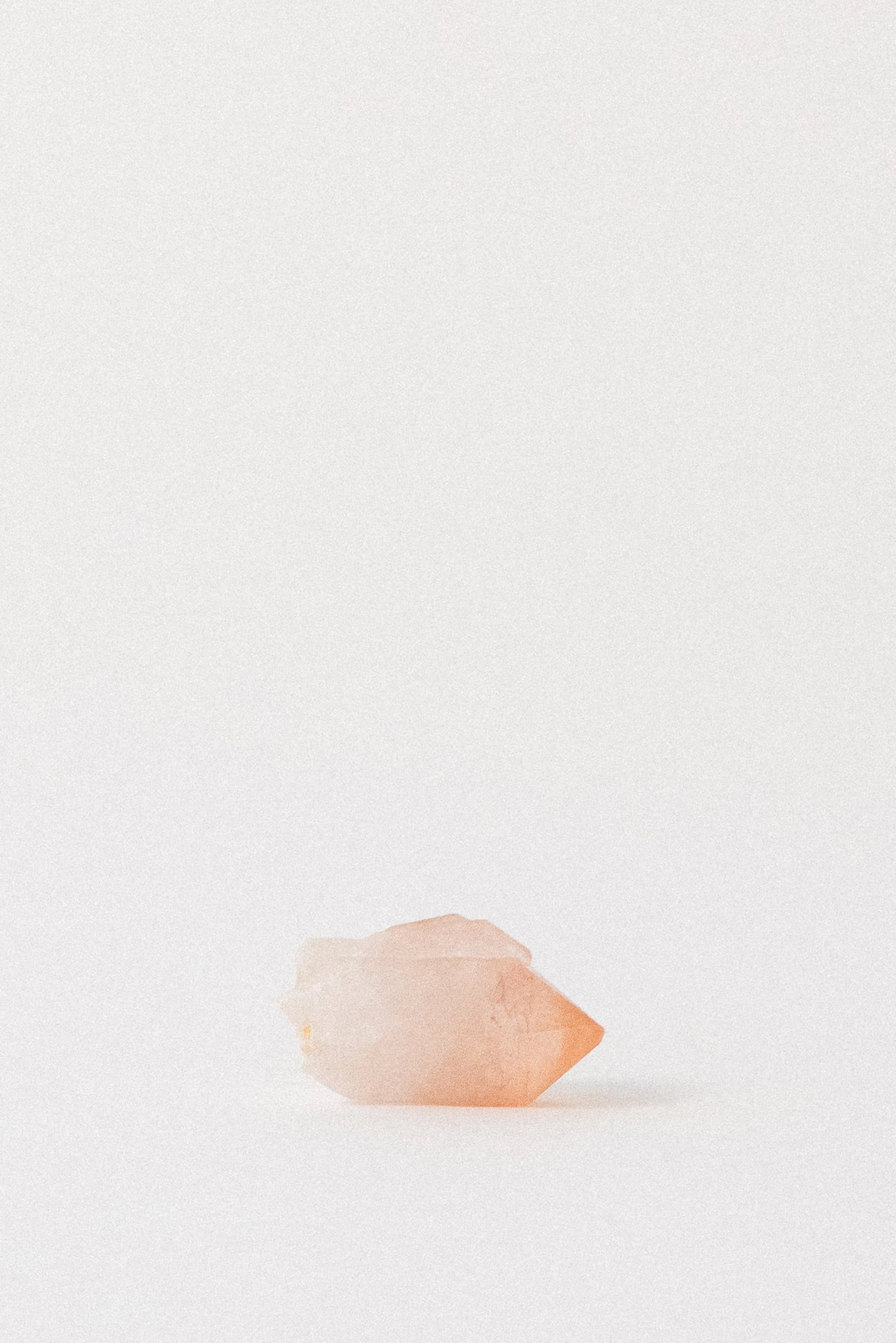 34-4_Crystal_Voyager_Shop_Peach_Quartz_from_India_1.jpg