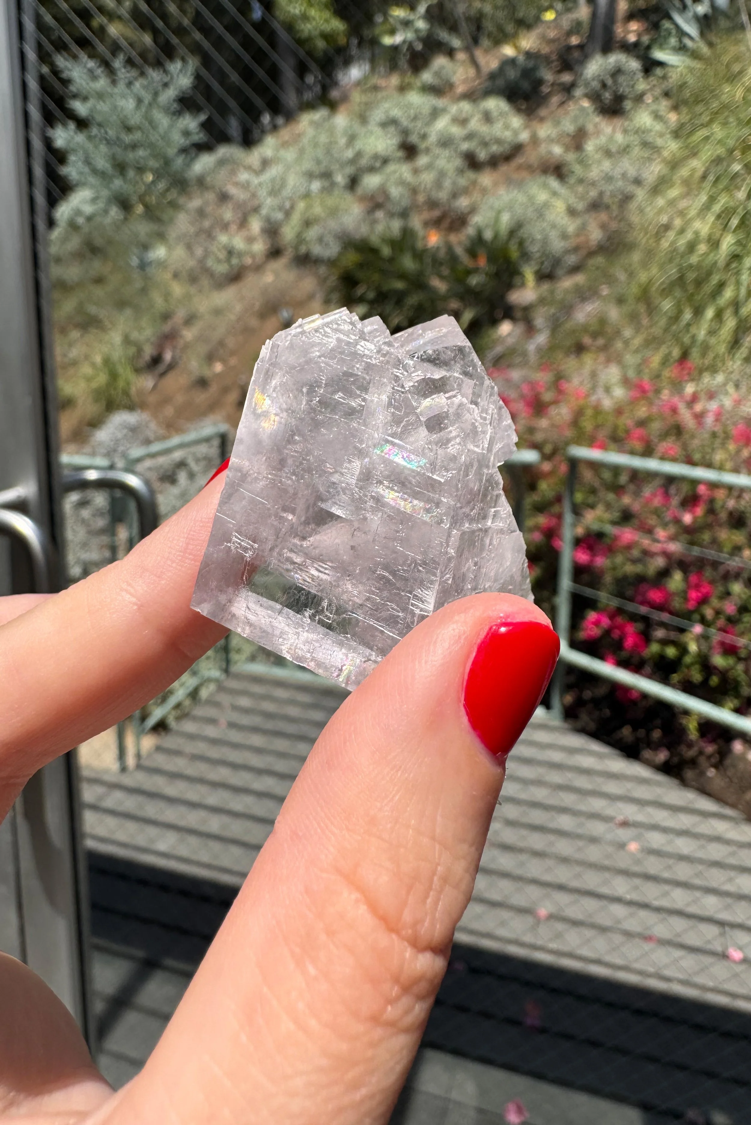 crystal-voyager-lavender-balmat-calcite-rhomboid-new-york-2f.jpg
