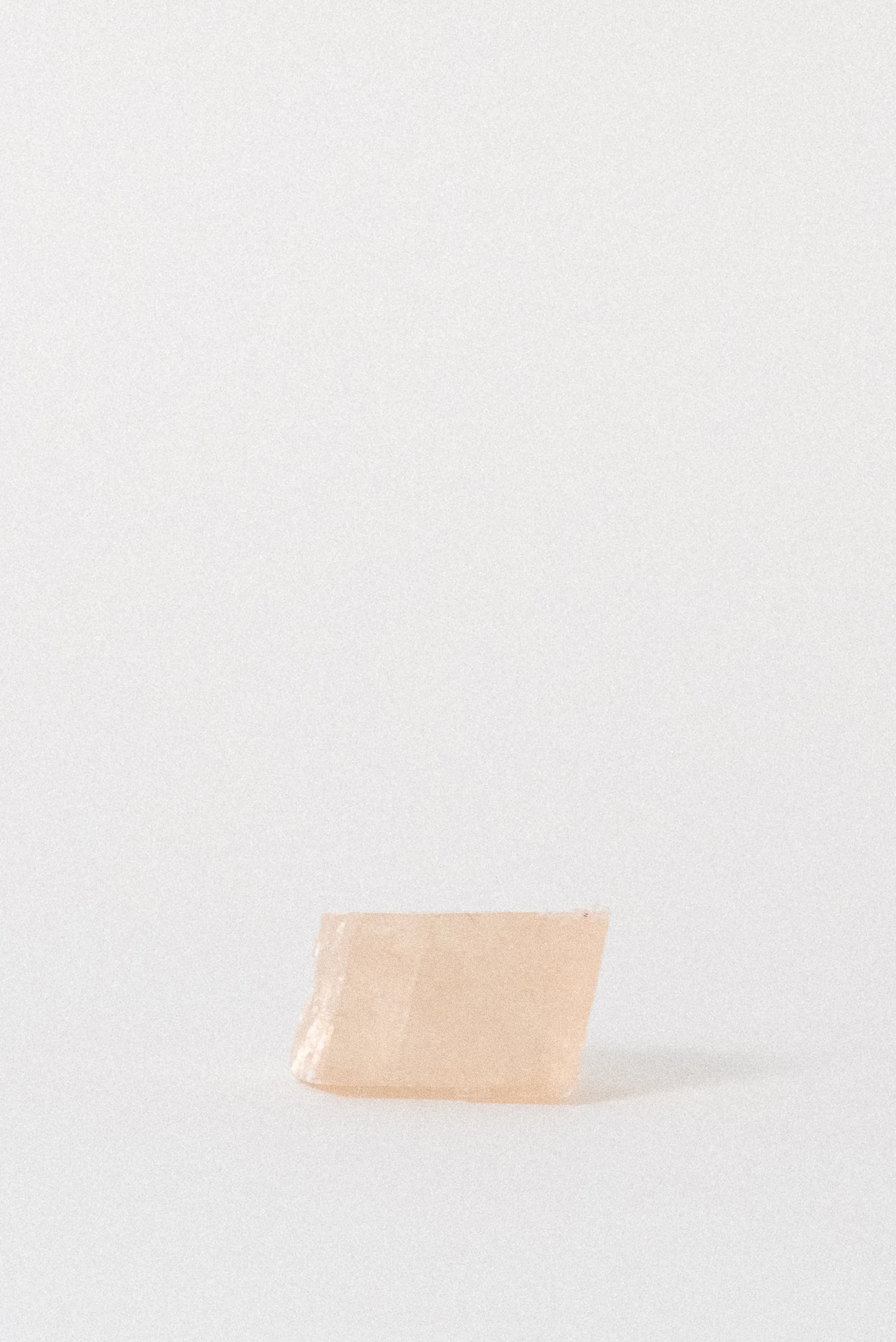 crystal-voyager-peach-optical-calcite-rhomboid-mexicol-1.jpg