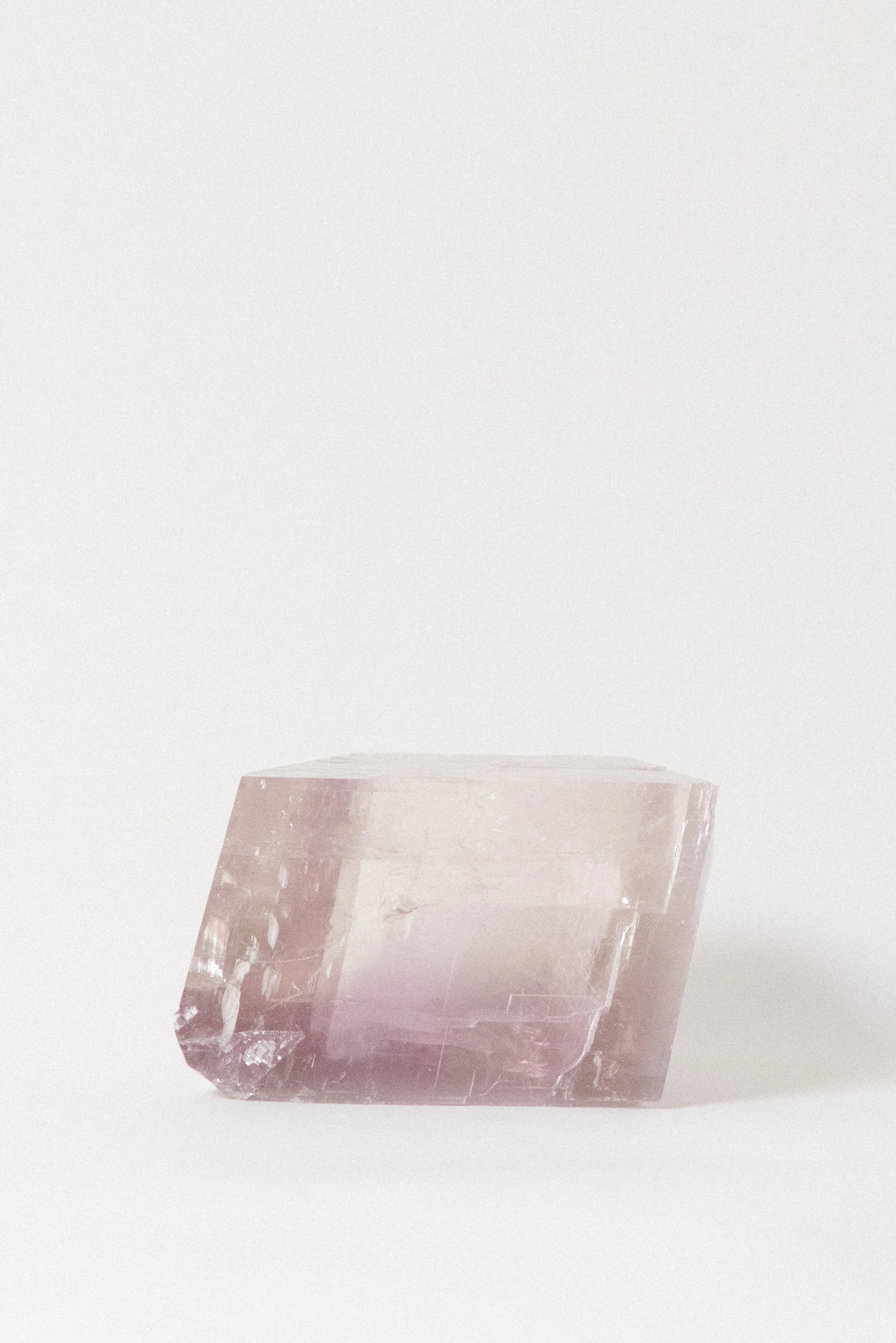 Crystal-Voyager-Lavender-Balmat-Calcite-New-York-1.jpg