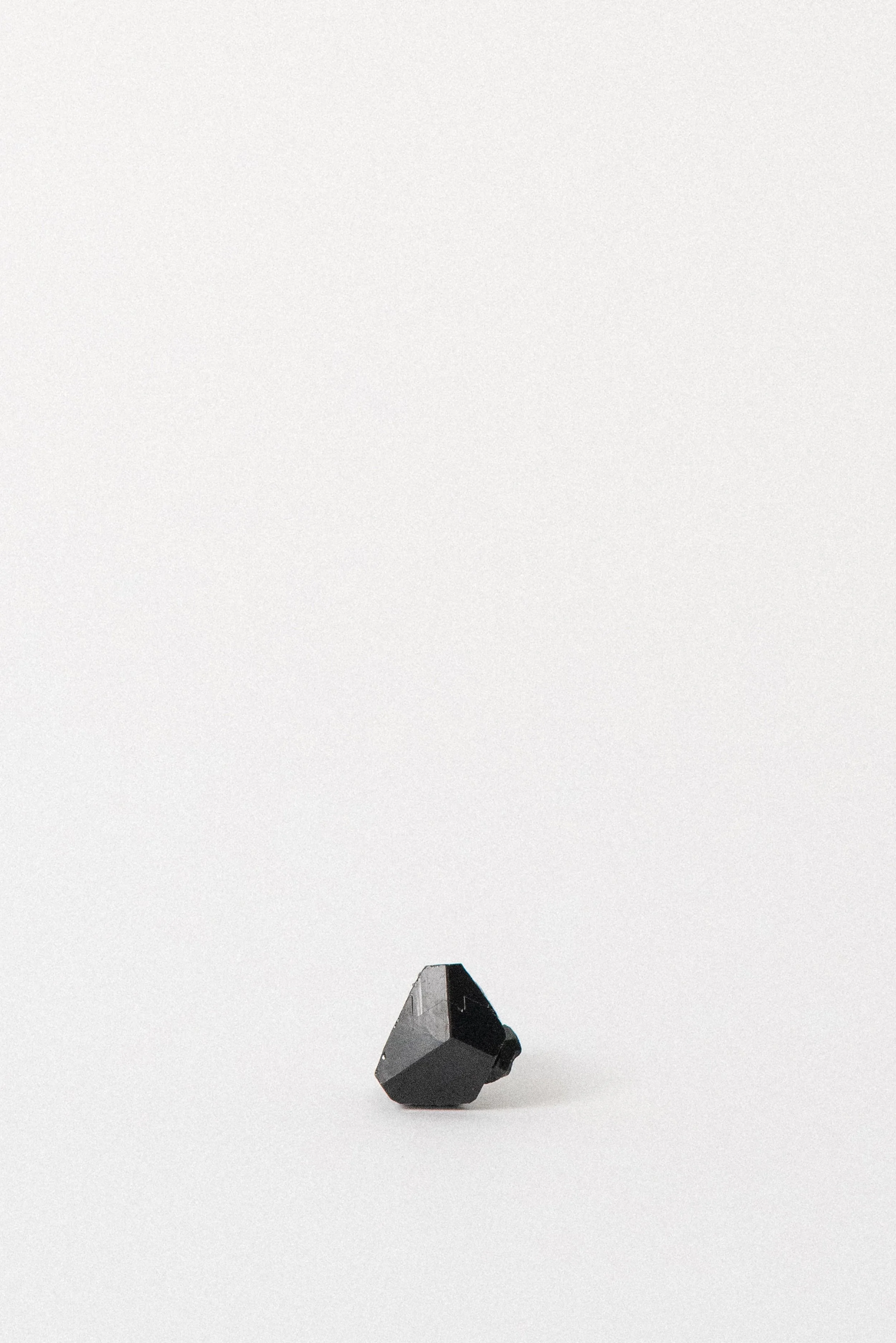 mini-black-mercedes-tourmaline-erongo-mountain-namibia-africa-01.jpg