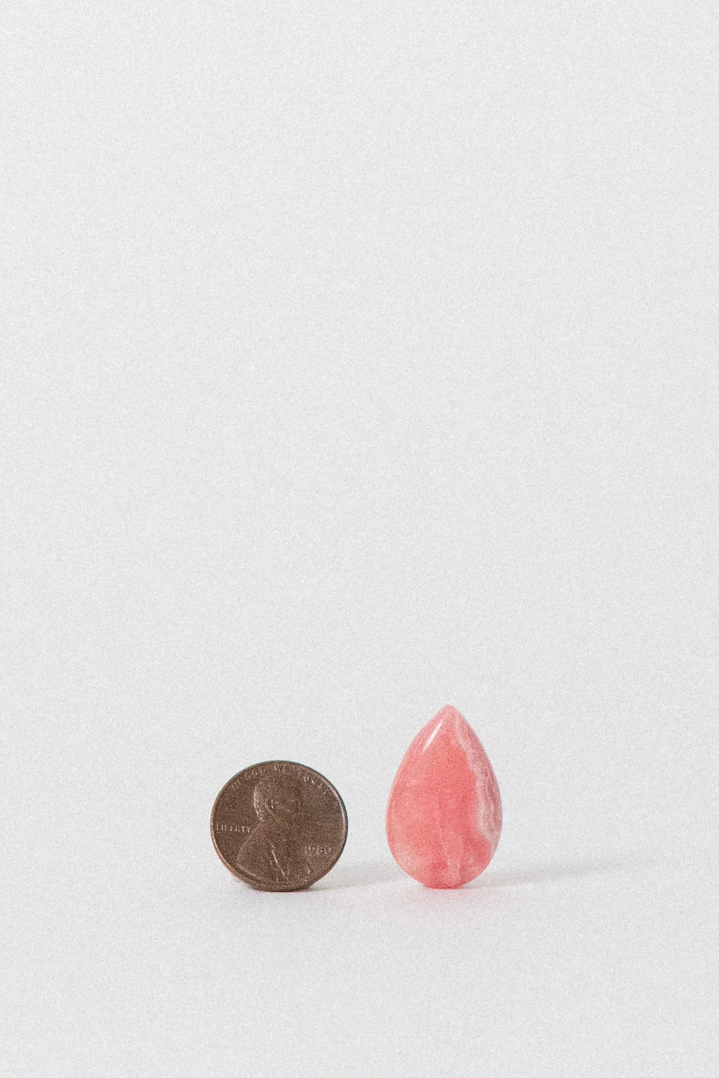crystal-voyager-gem-rhodochrosite-cabochon-argentina-4.jpg