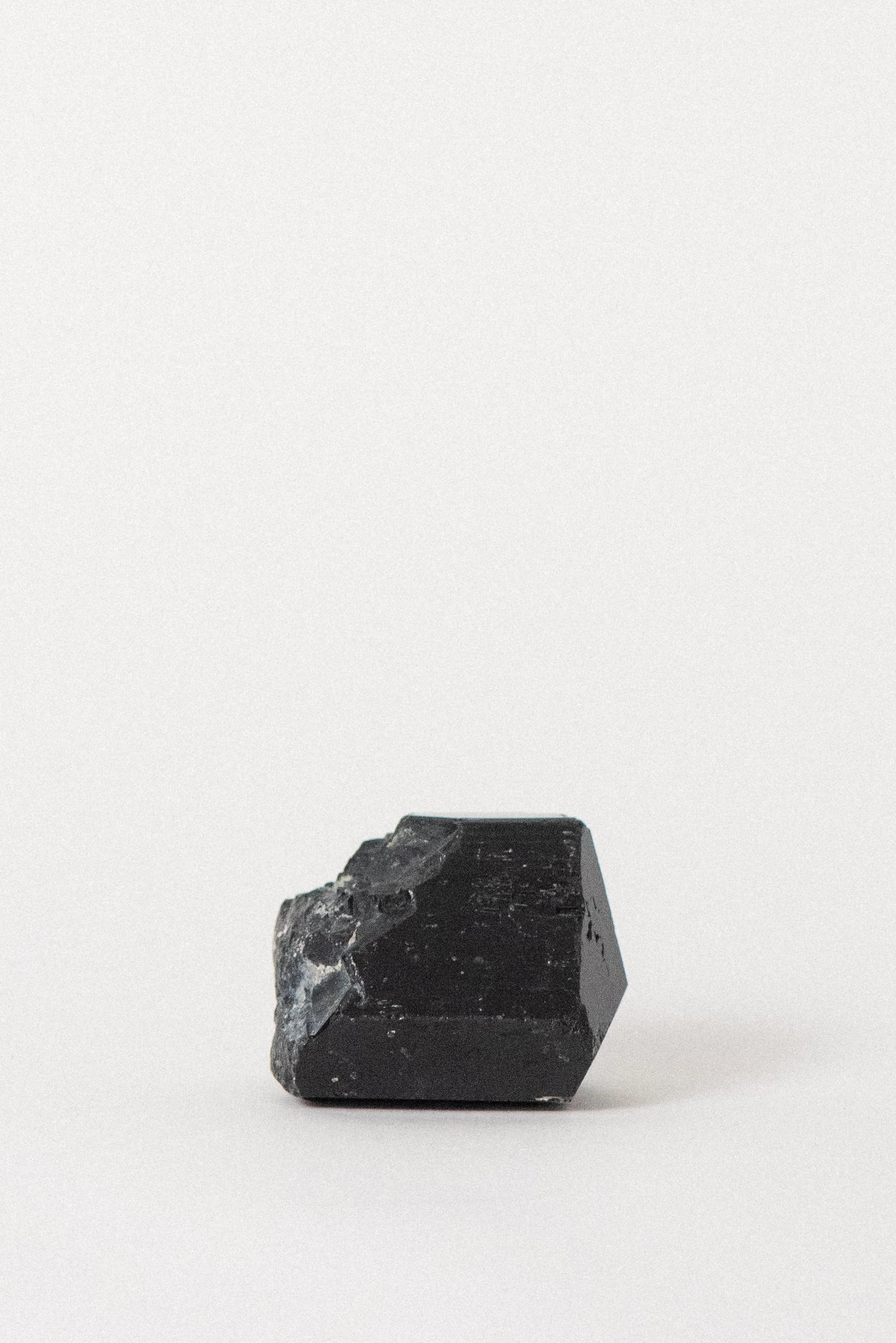 large-black-mercedes-tourmaline-erongo-mountain-namibia-africa-06.jpg