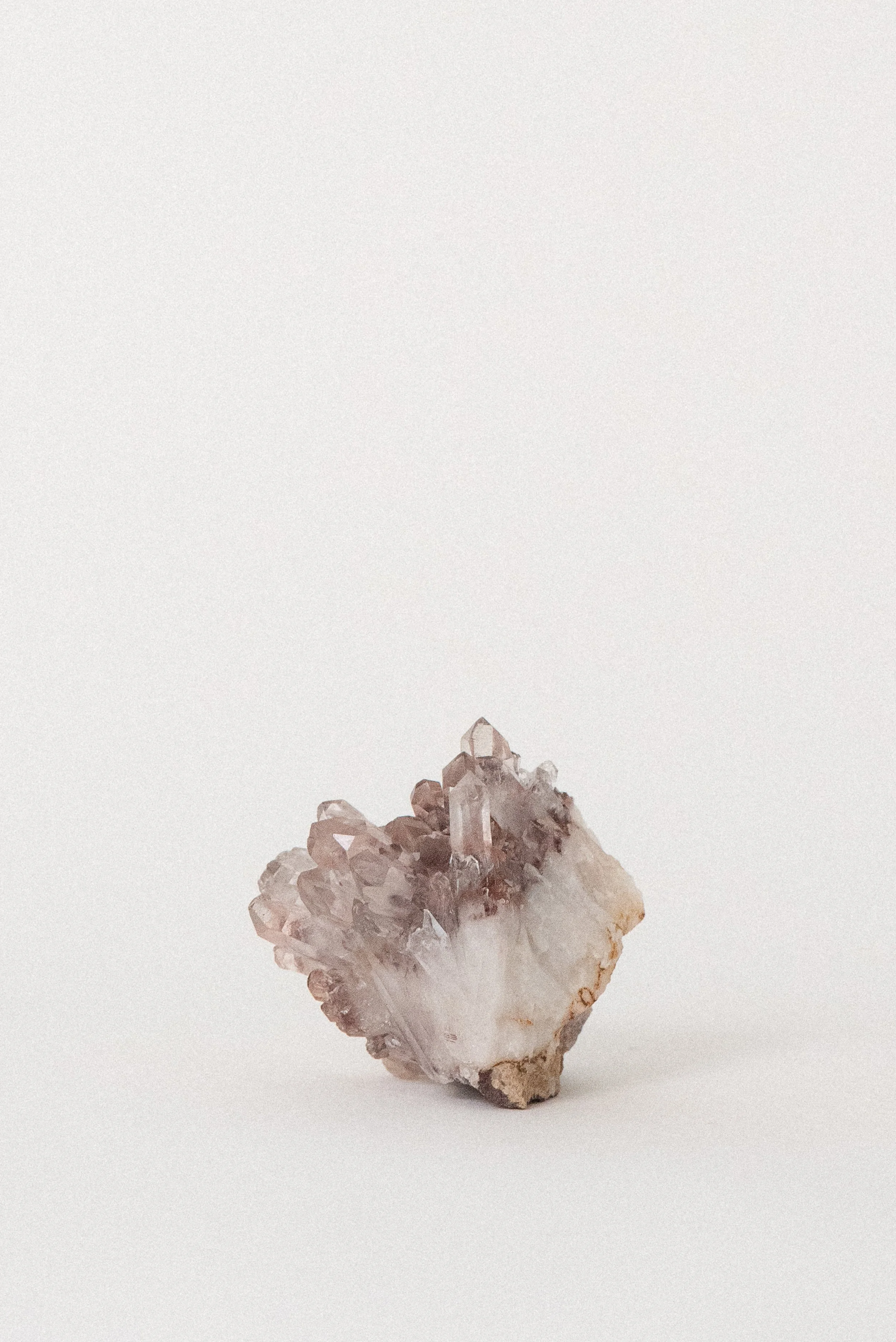 crystal-voyager-sunset-phantom-quartz-cluster-india-1.jpg